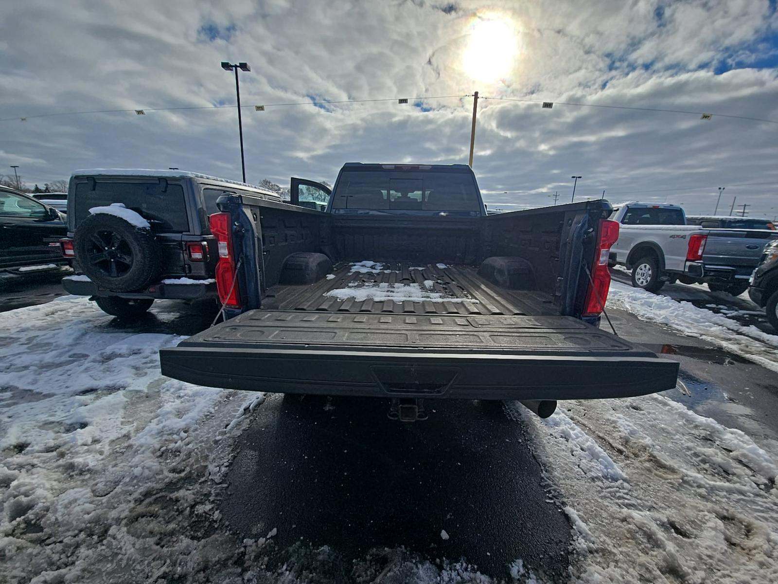 2023 Chevrolet Silverado 2500HD High Country AWD
