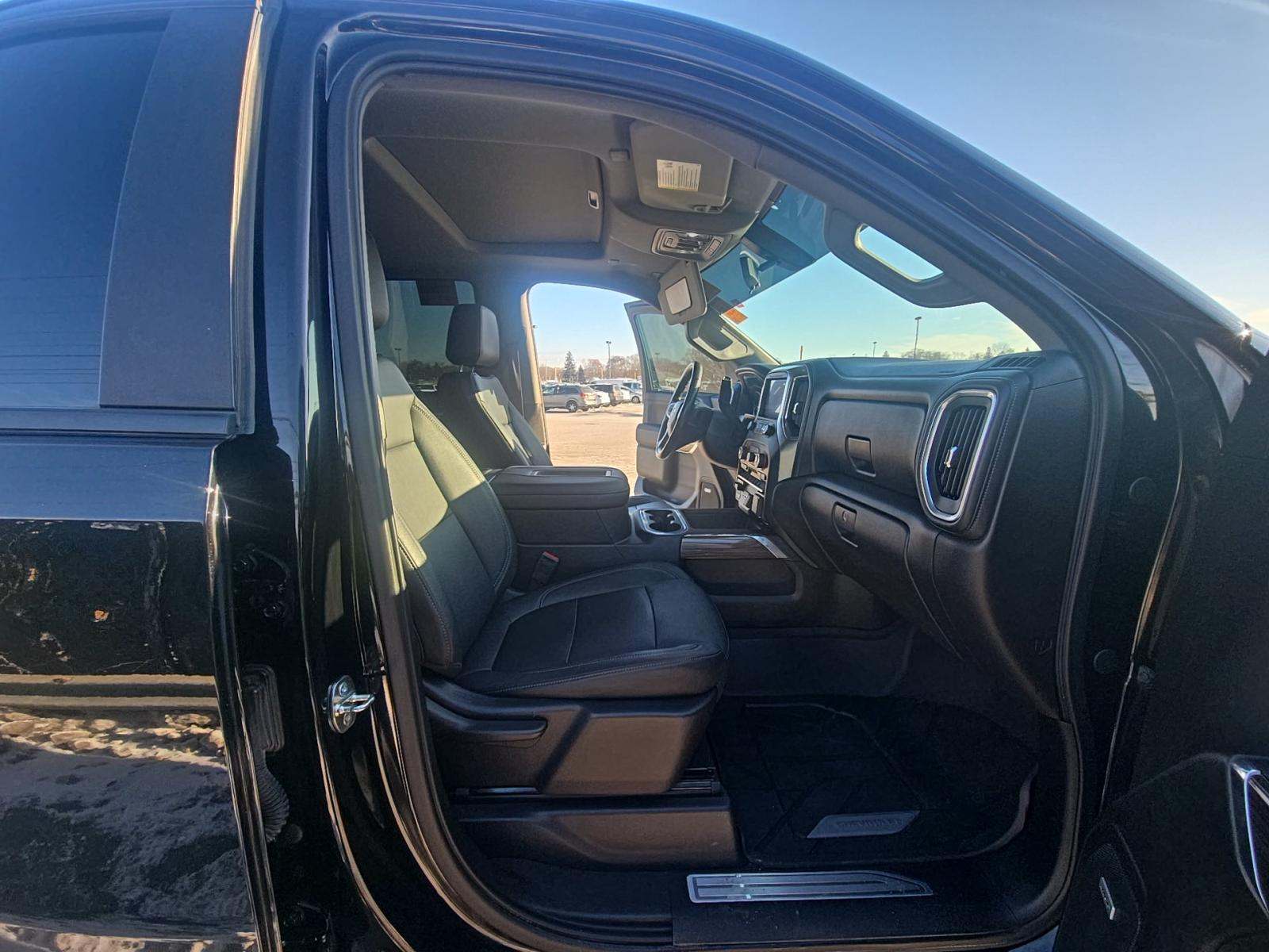 2019 Chevrolet Silverado 1500 RST AWD