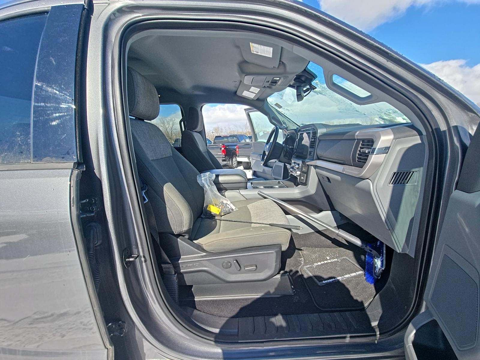 2023 Ford F-150 XLT AWD