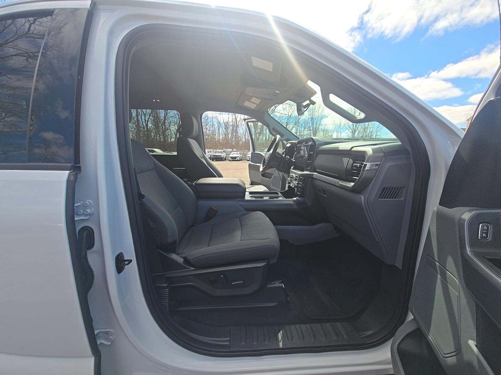 2025 Ford F-150 XLT AWD