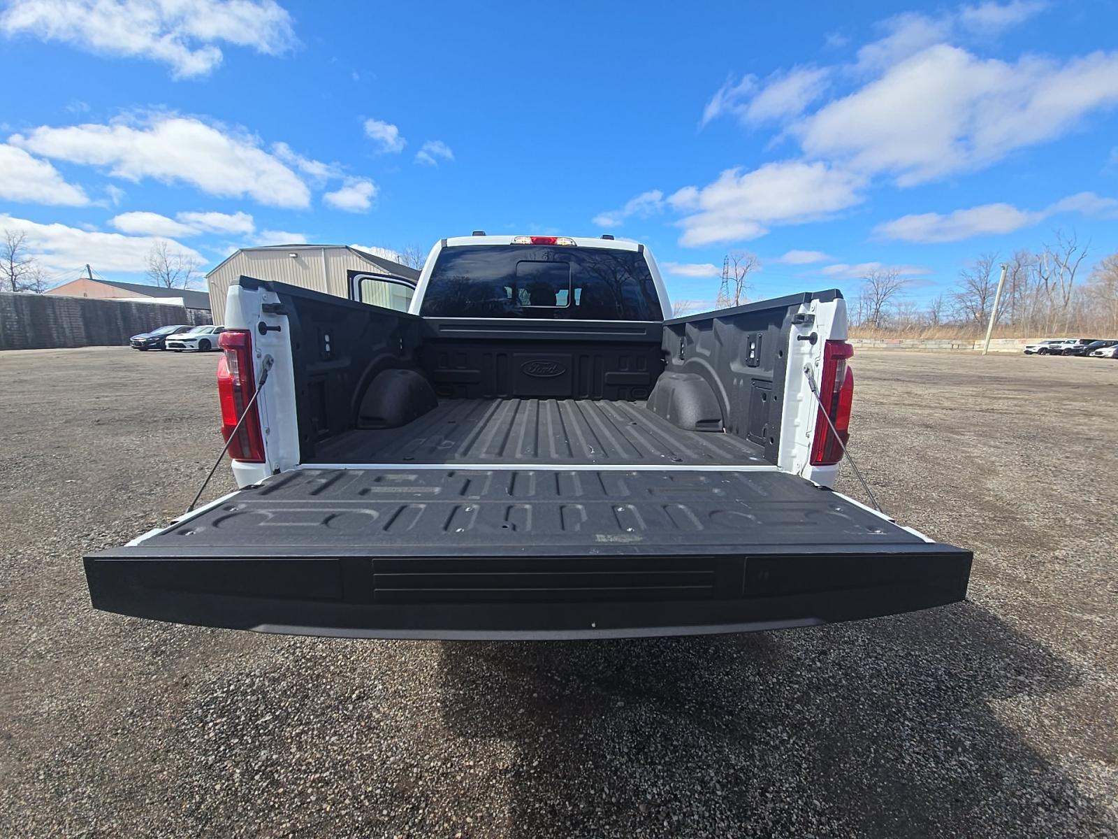 2025 Ford F-150 XLT AWD