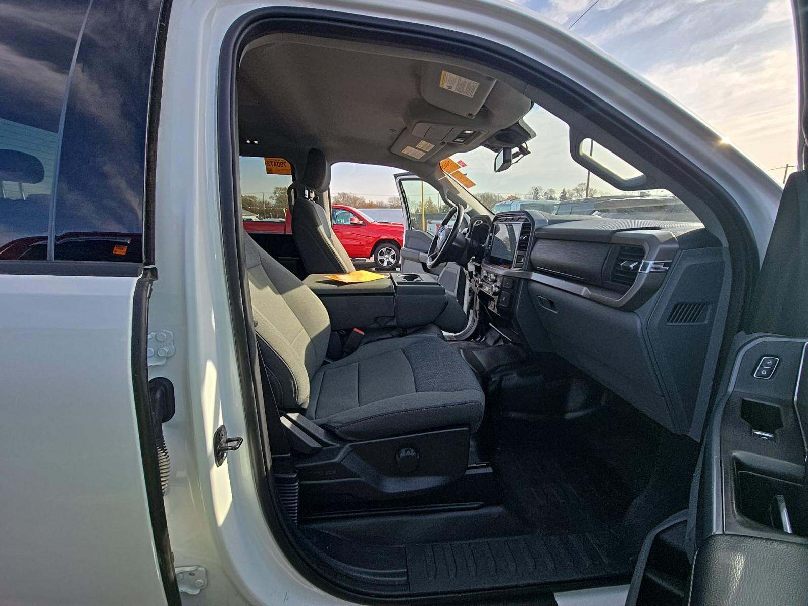 2024 Ford F-150 XLT AWD