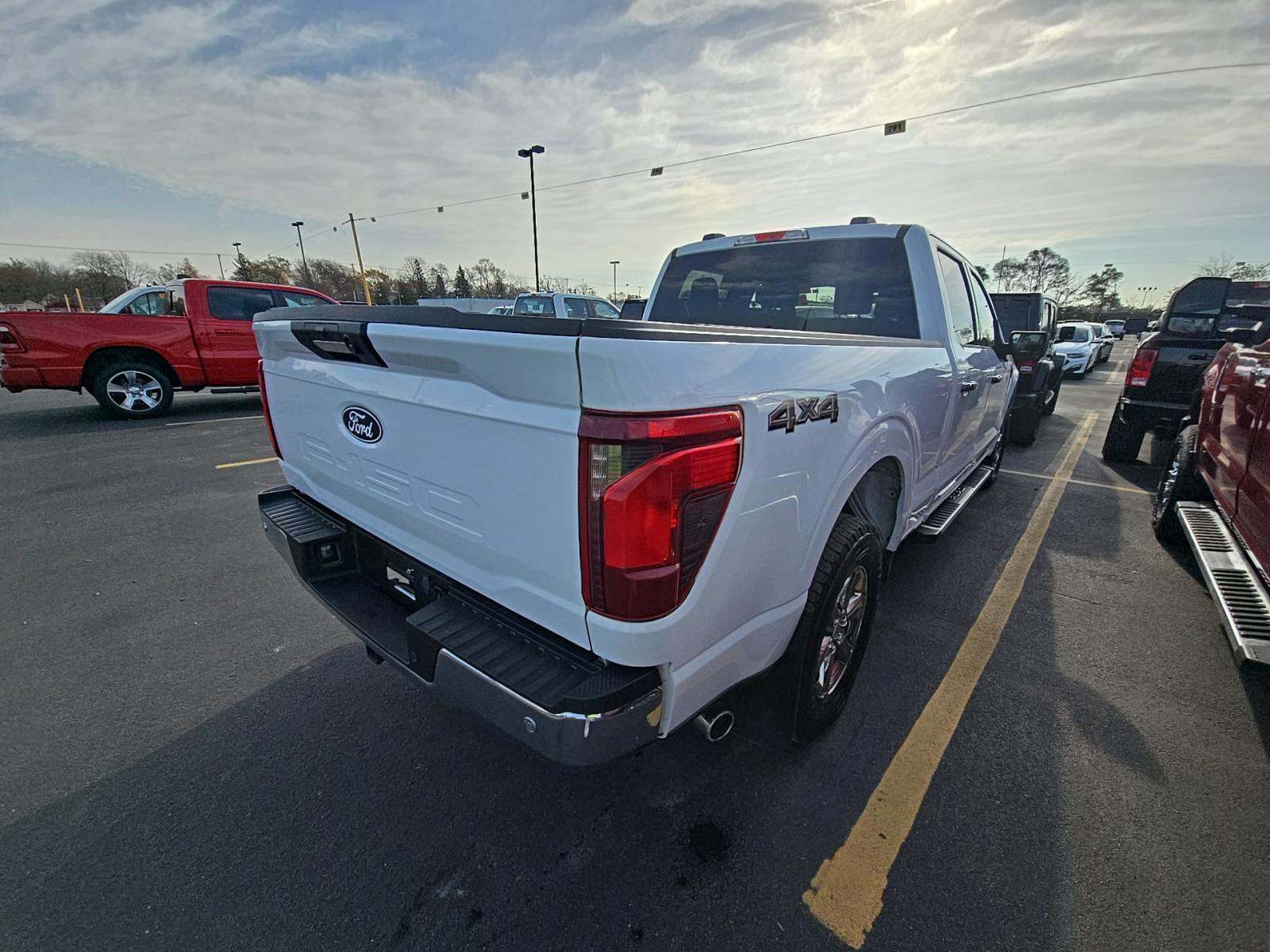 2024 Ford F-150 XLT AWD