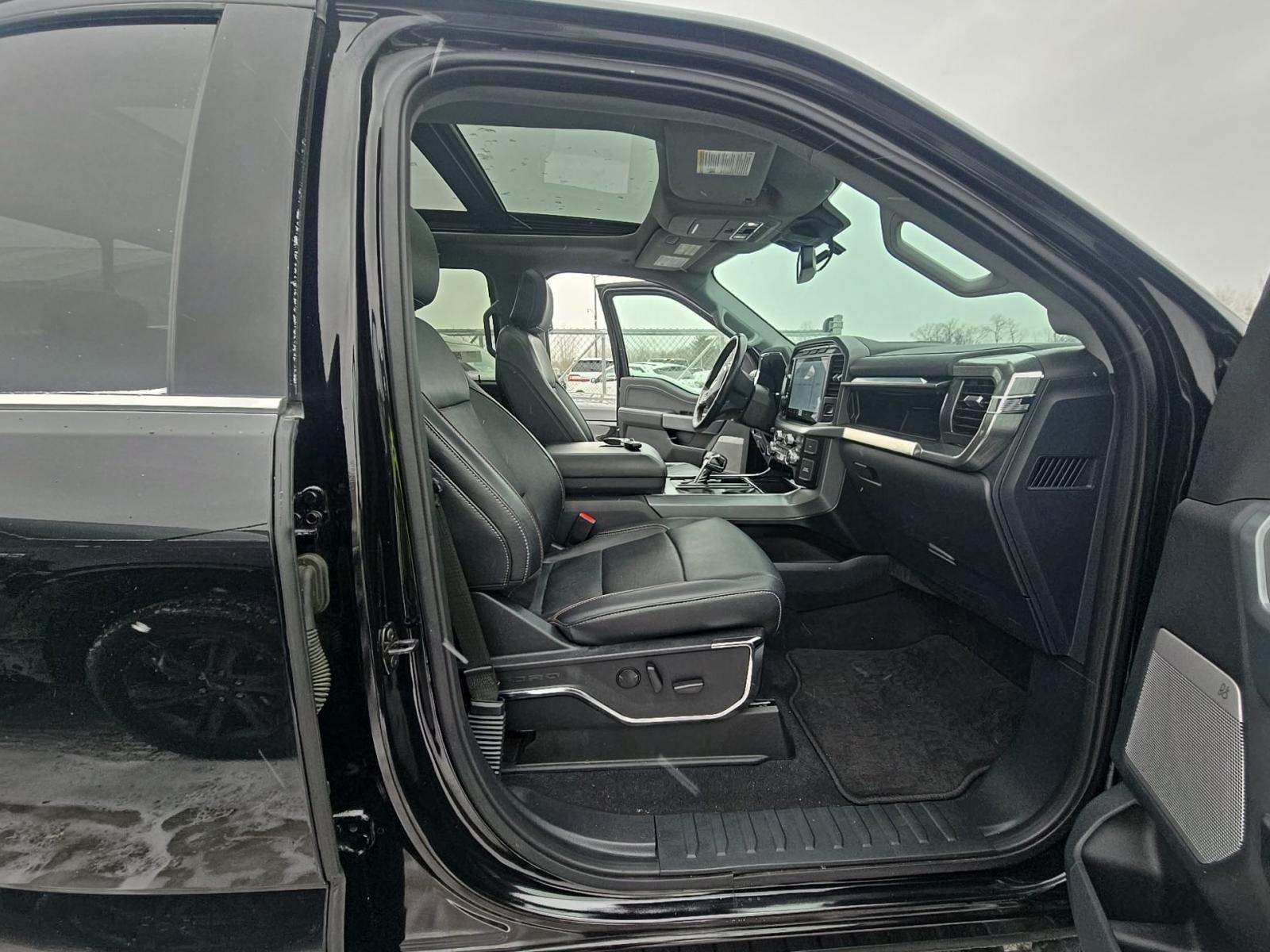 2023 Ford F-150 Lariat AWD