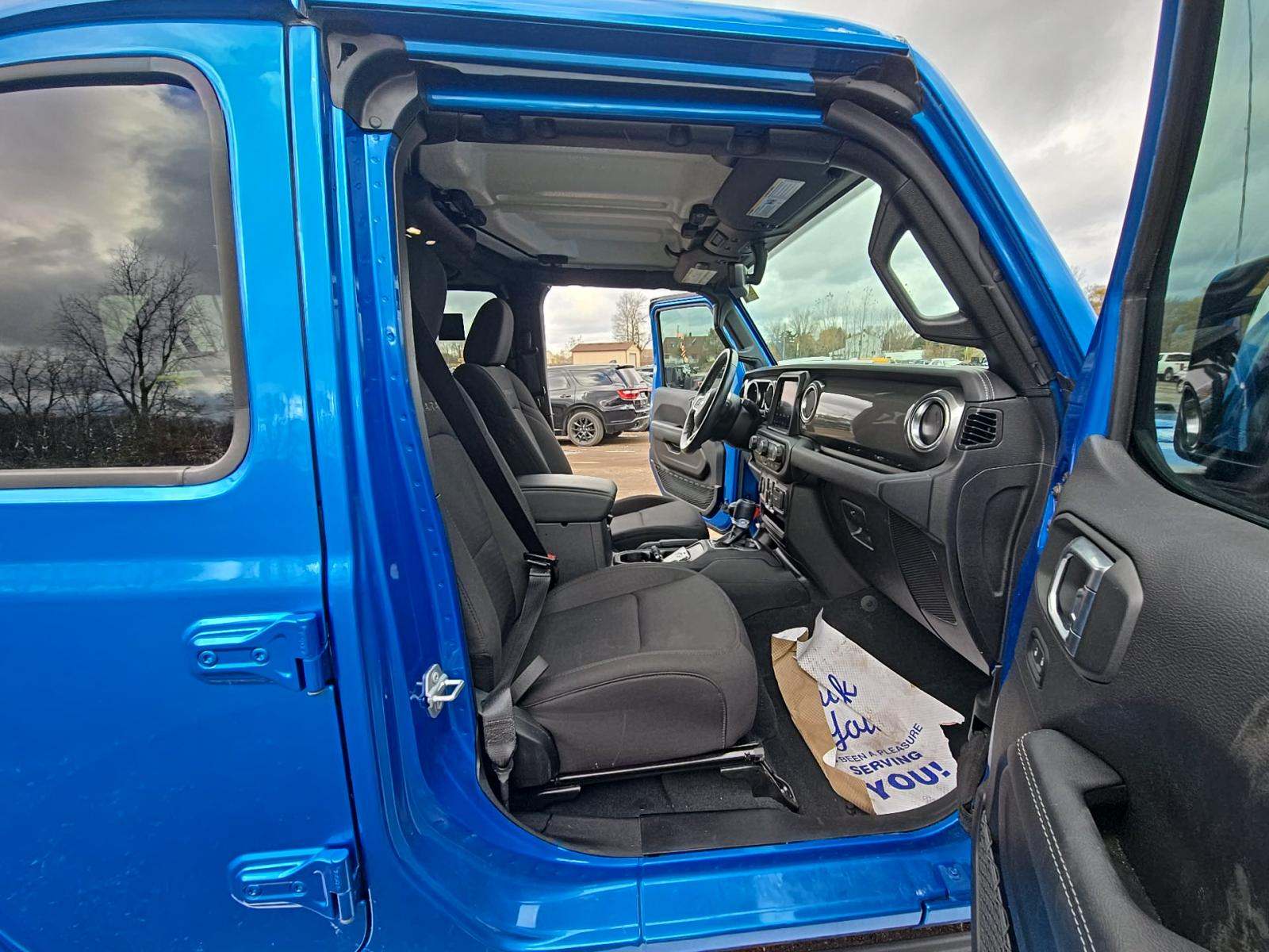 2022 Jeep Wrangler Unlimited Sahara AWD