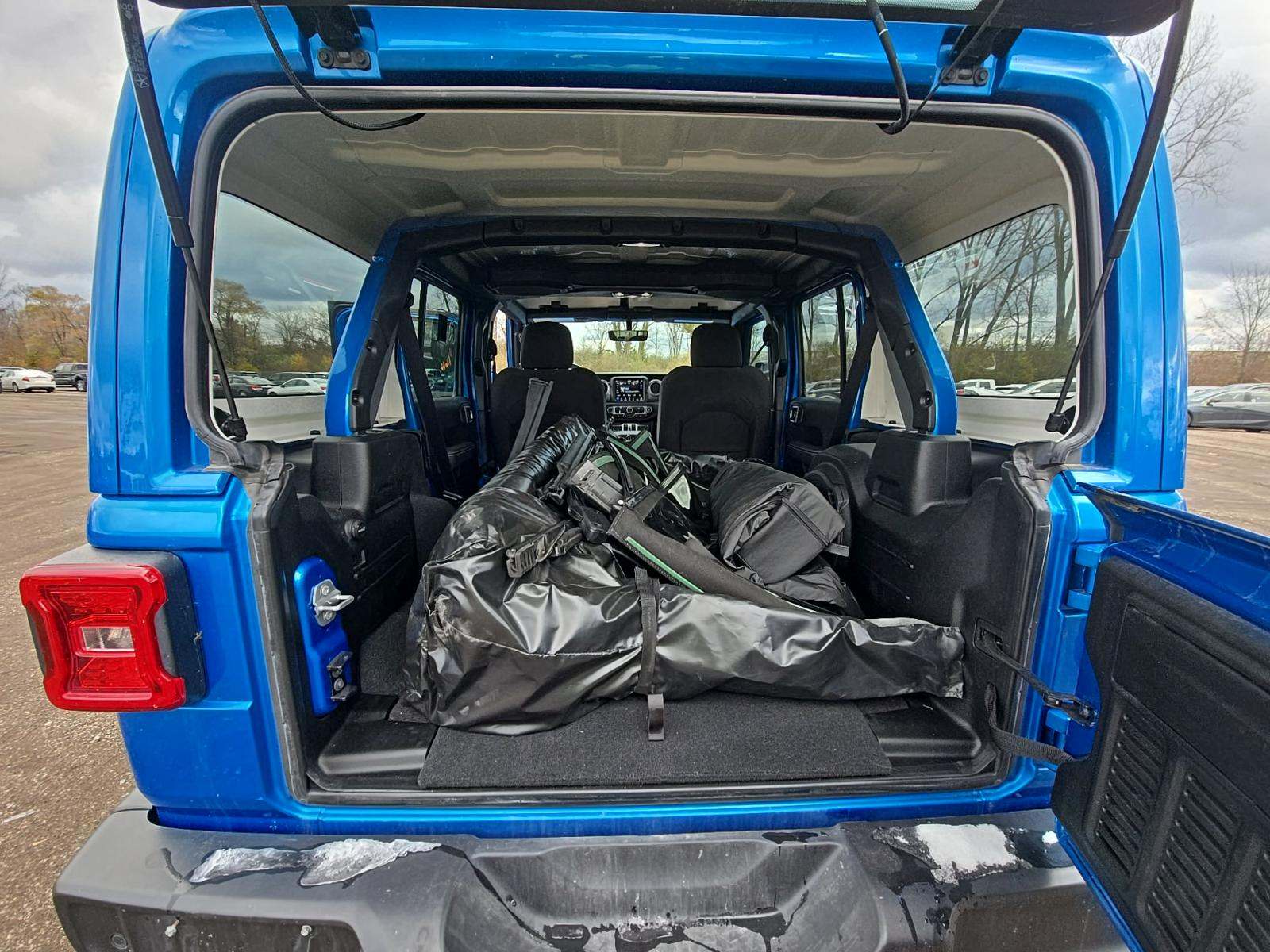 2022 Jeep Wrangler Unlimited Sahara AWD