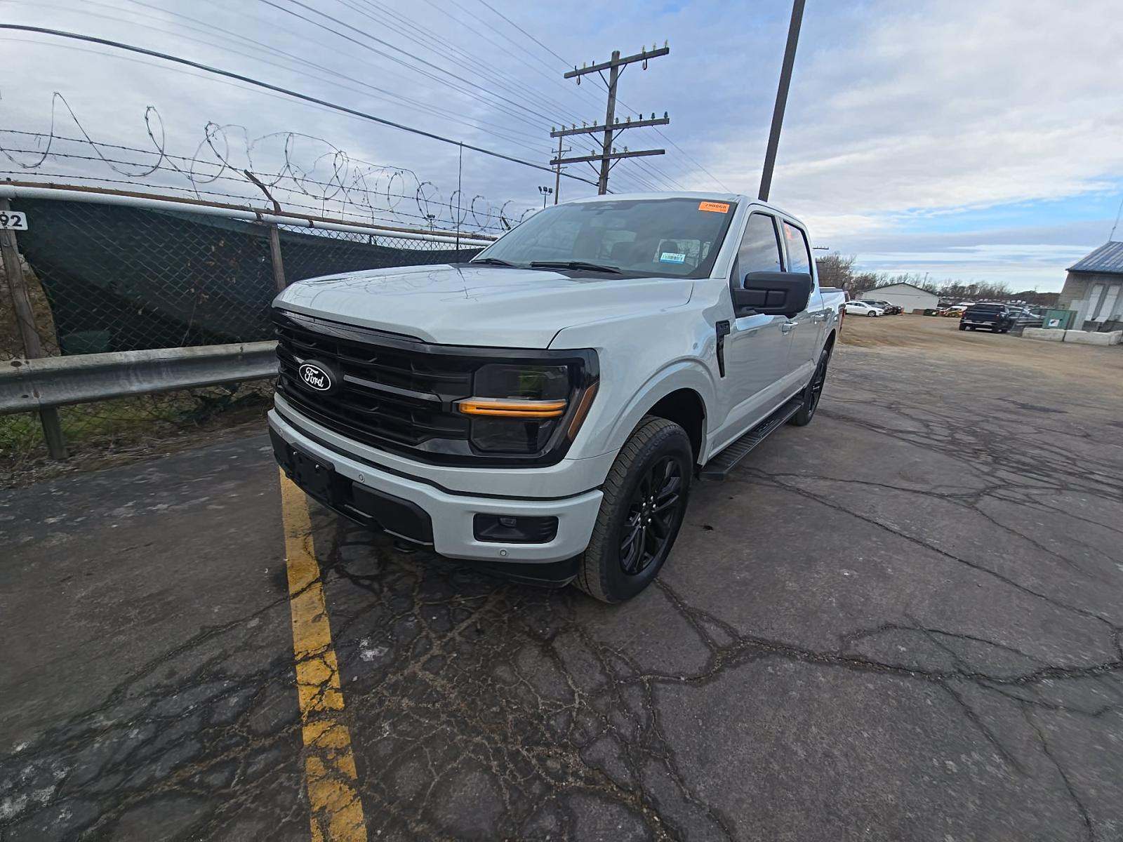 2024 Ford F-150 XLT AWD