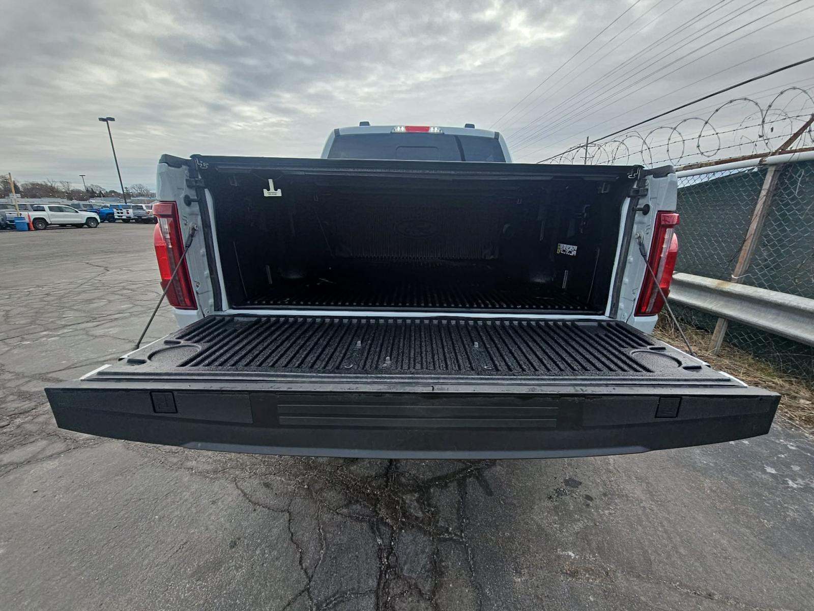 2024 Ford F-150 XLT AWD