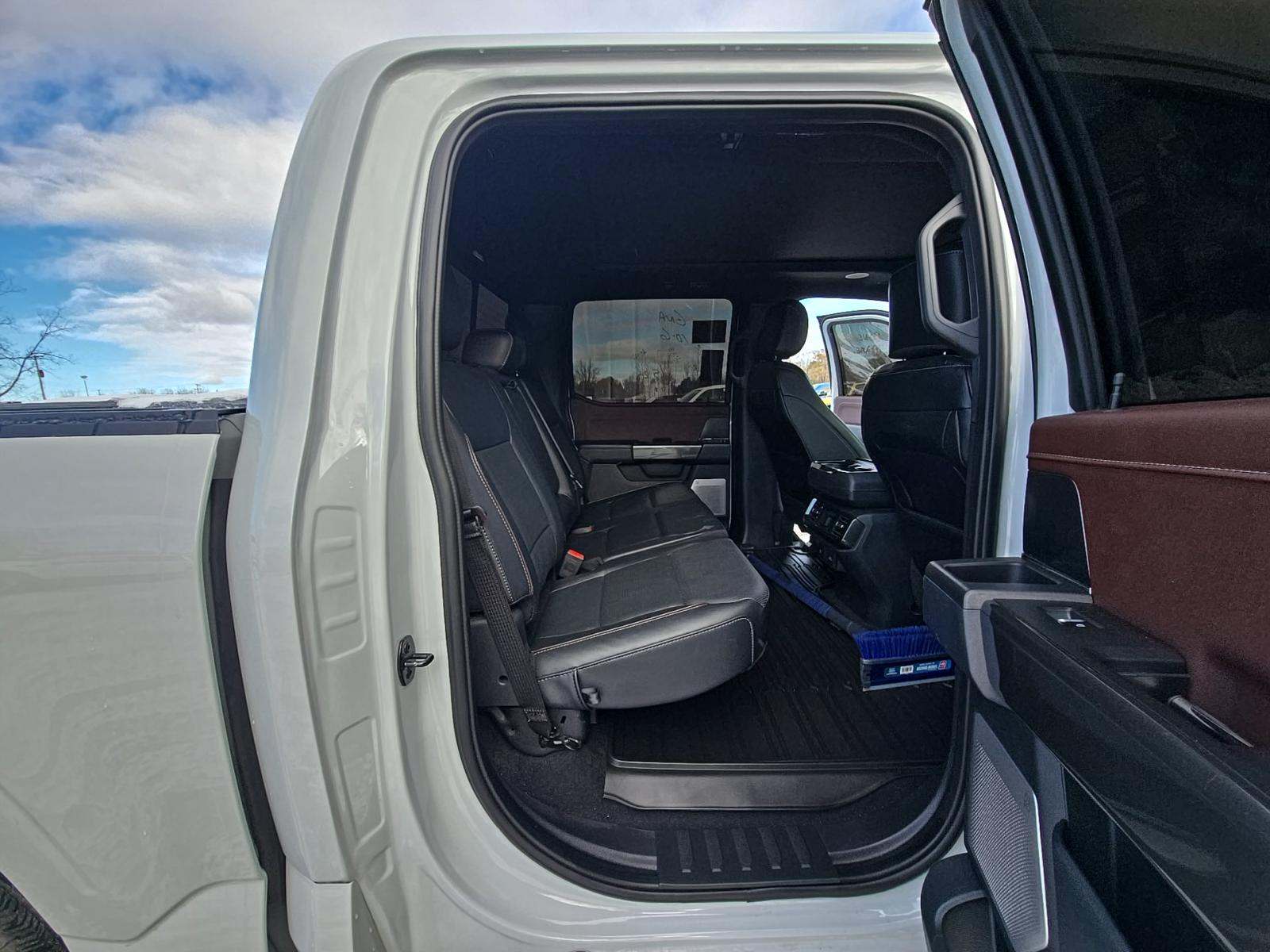 2023 Ford F-150 Lariat AWD