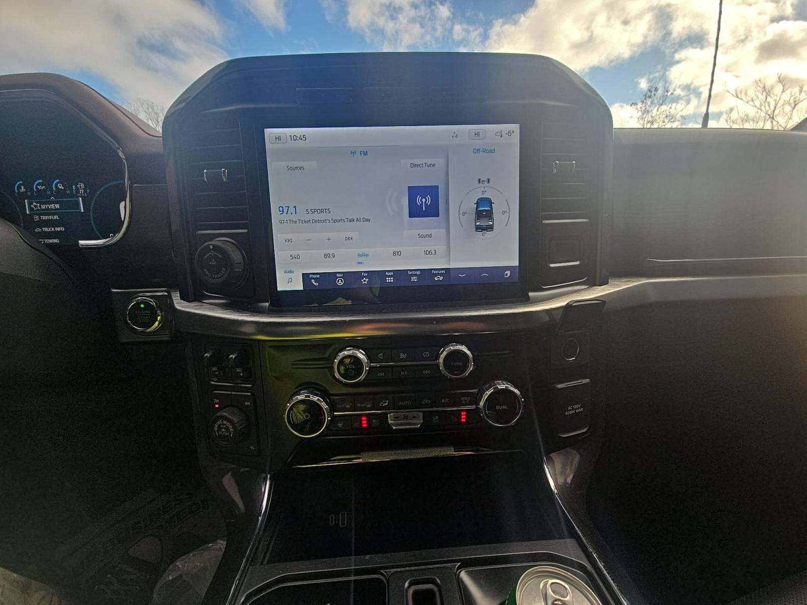 2023 Ford F-150 Lariat AWD