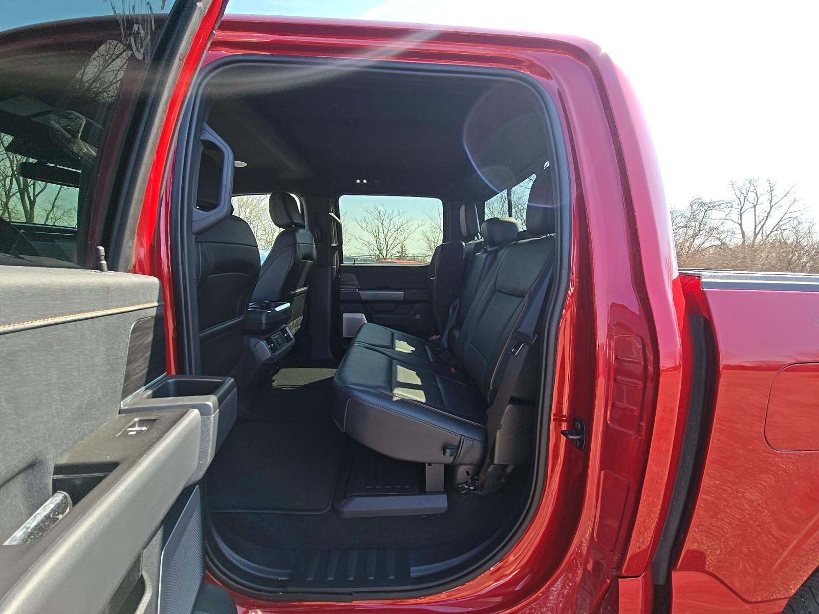 2024 Ford F-150 Hybrid Lariat AWD