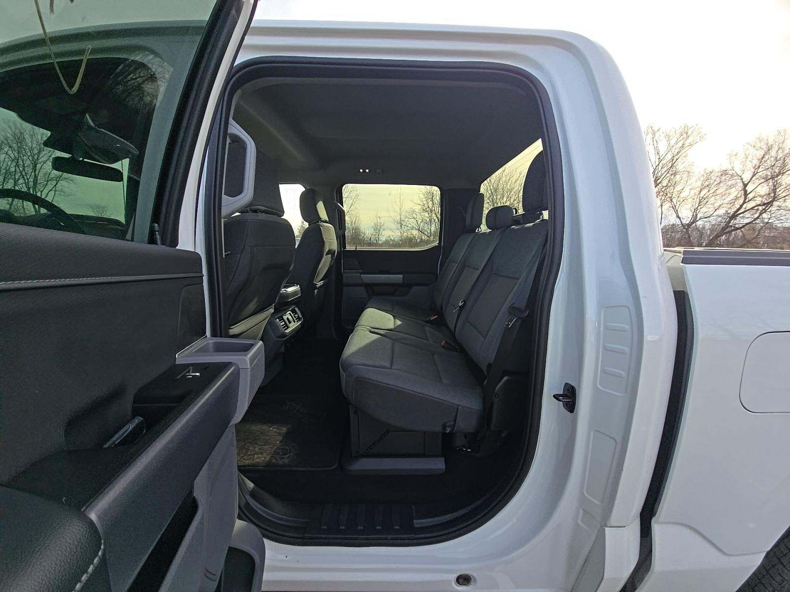 2024 Ford F-150 XLT AWD