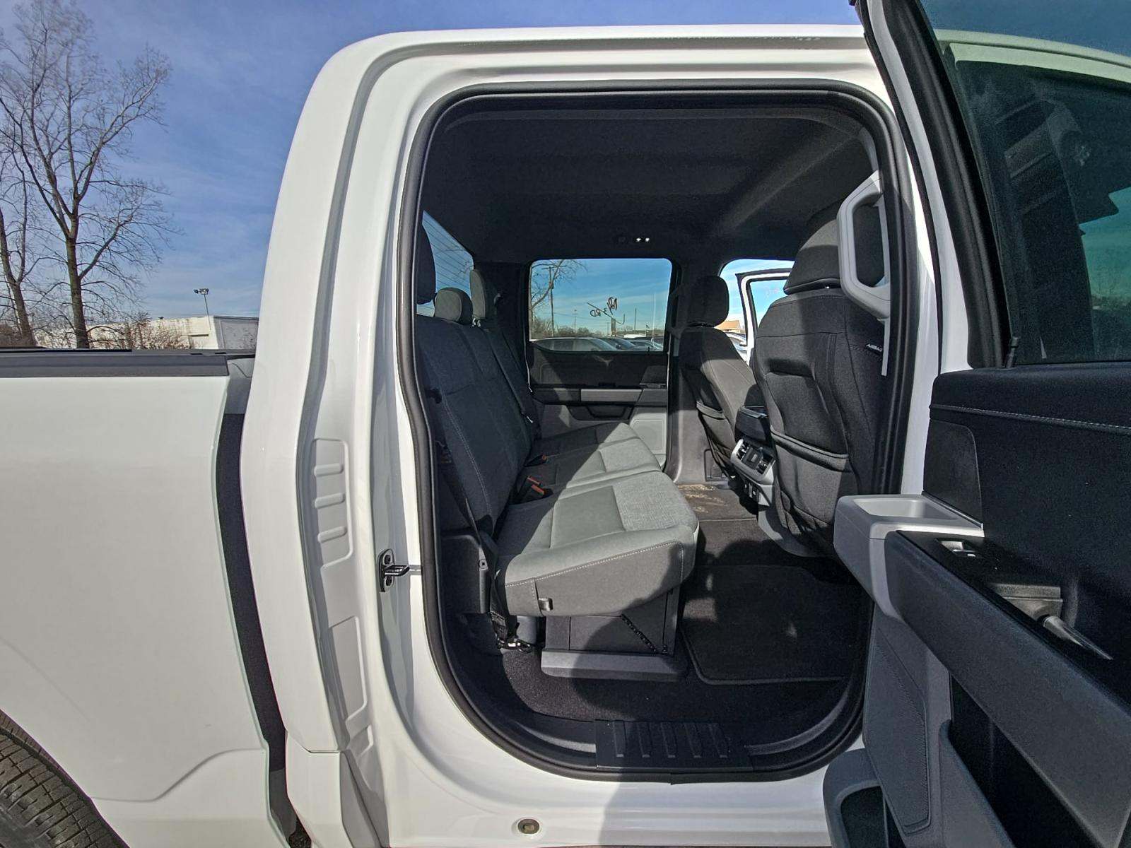 2024 Ford F-150 XLT AWD