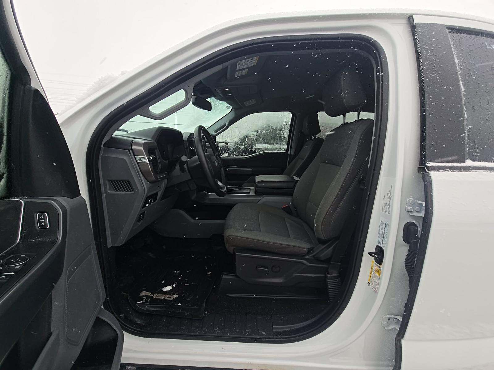 2024 Ford F-150 XLT AWD