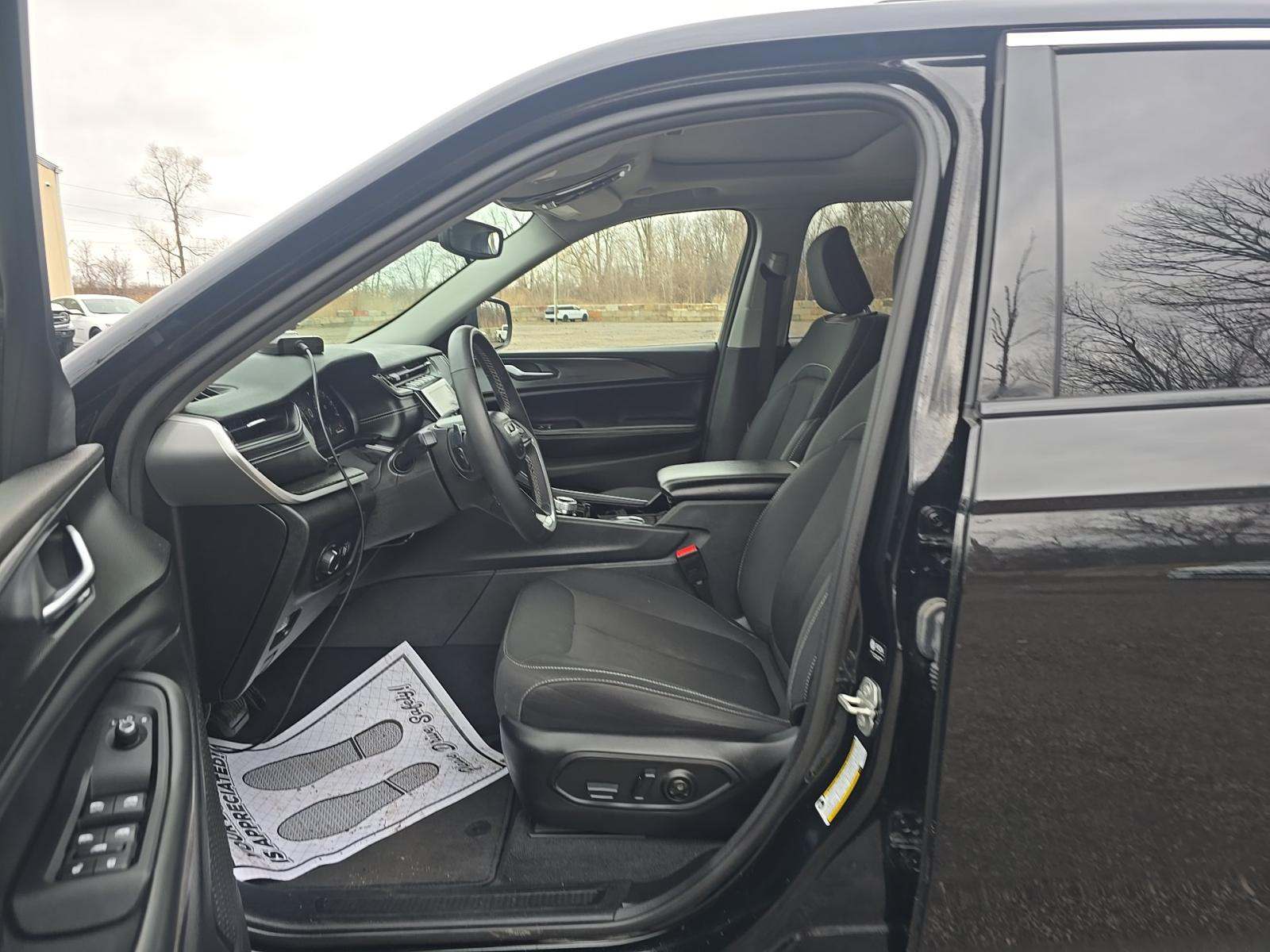 JEEP GRAND CHEROKEE - 2