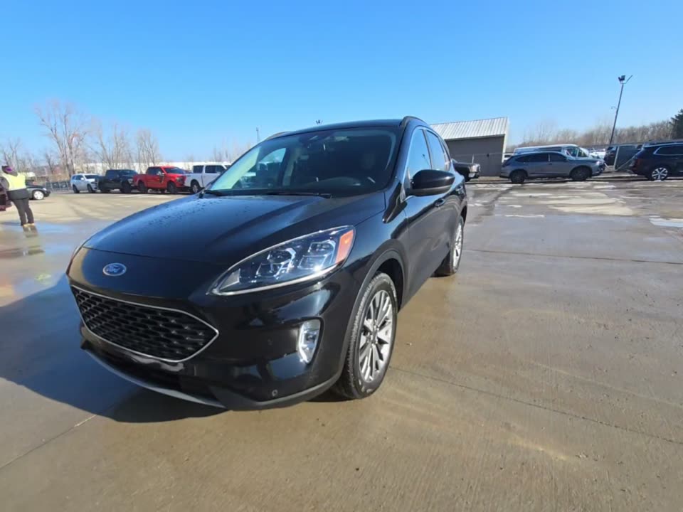 2022 Ford Escape Hybrid Titanium AWD