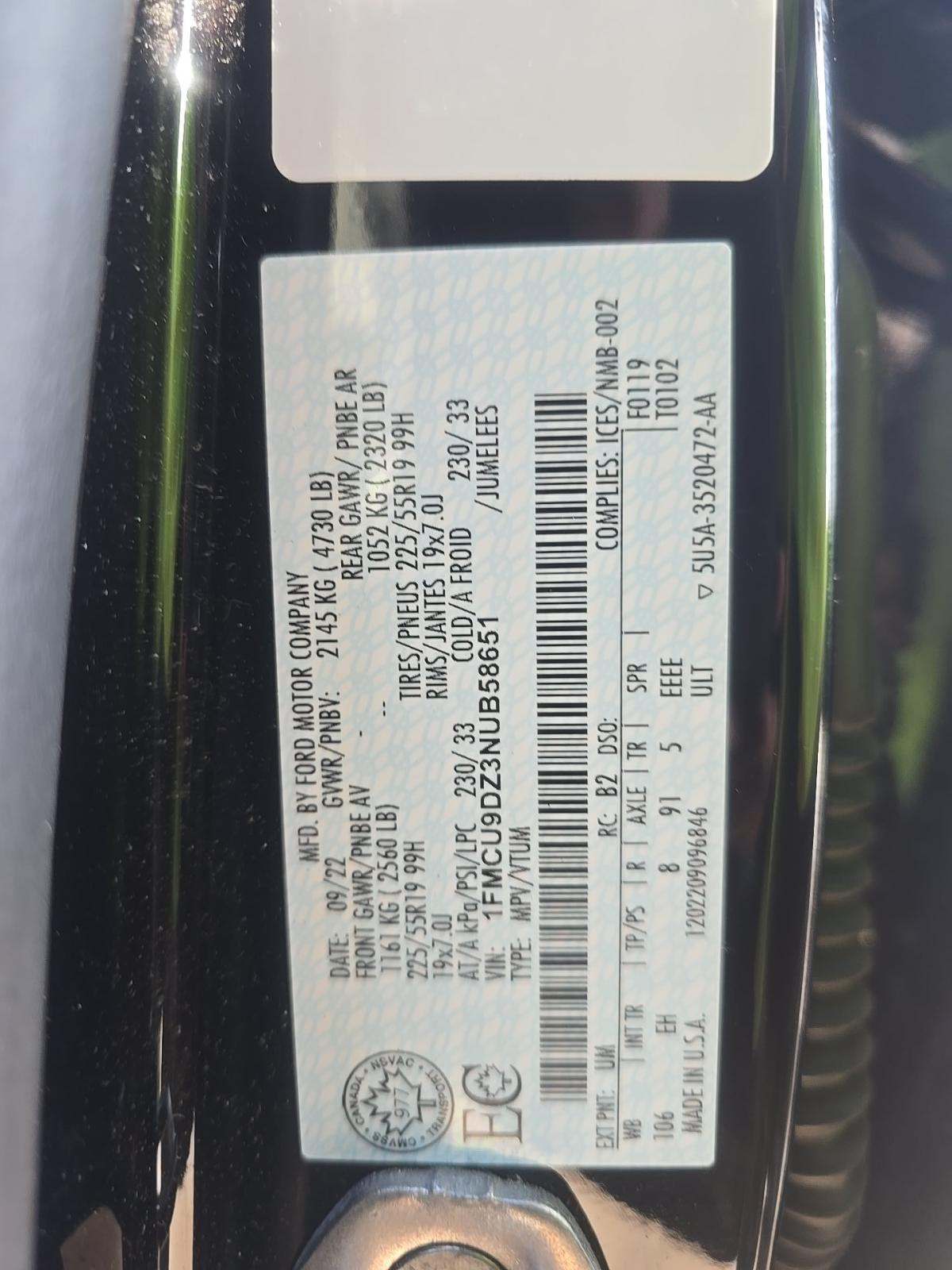 2022 Ford Escape Hybrid Titanium AWD