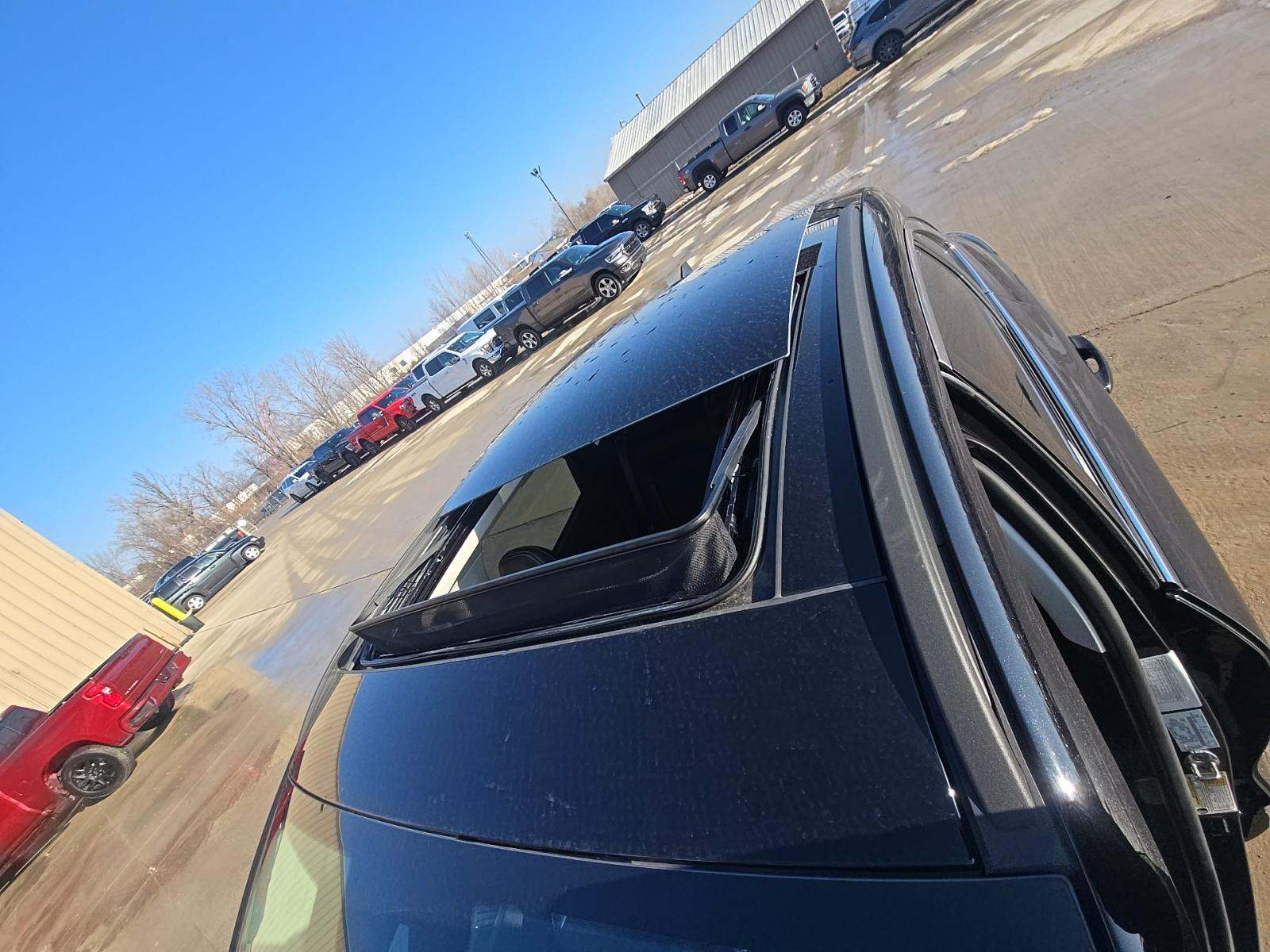 2022 Ford Escape Hybrid Titanium AWD