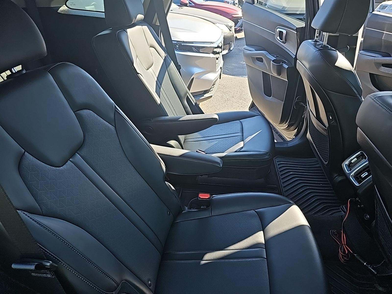 2023 Kia Sorento EX FWD