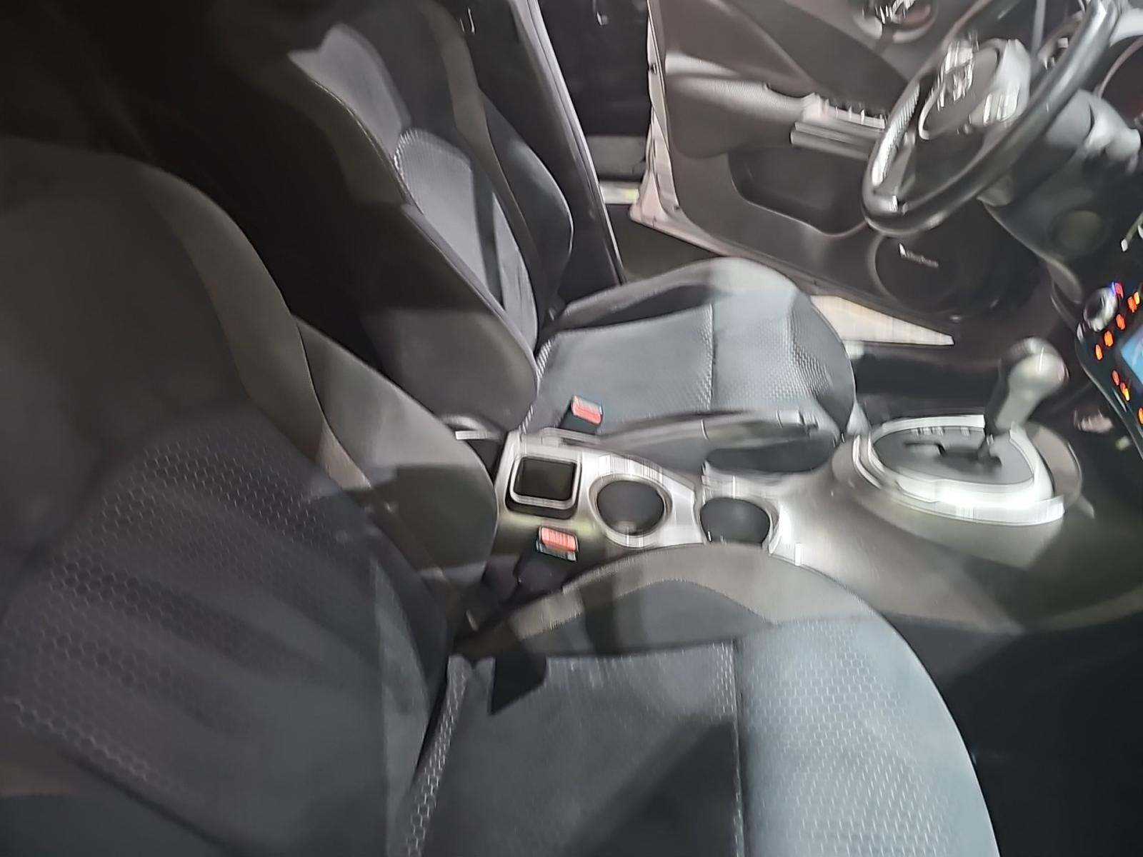 2016 Nissan JUKE SV FWD