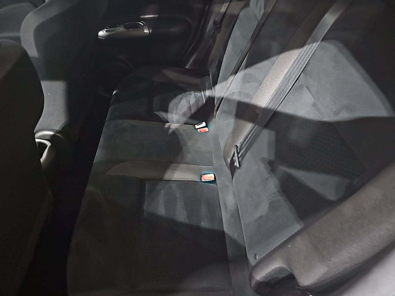 2016 Nissan JUKE SV FWD