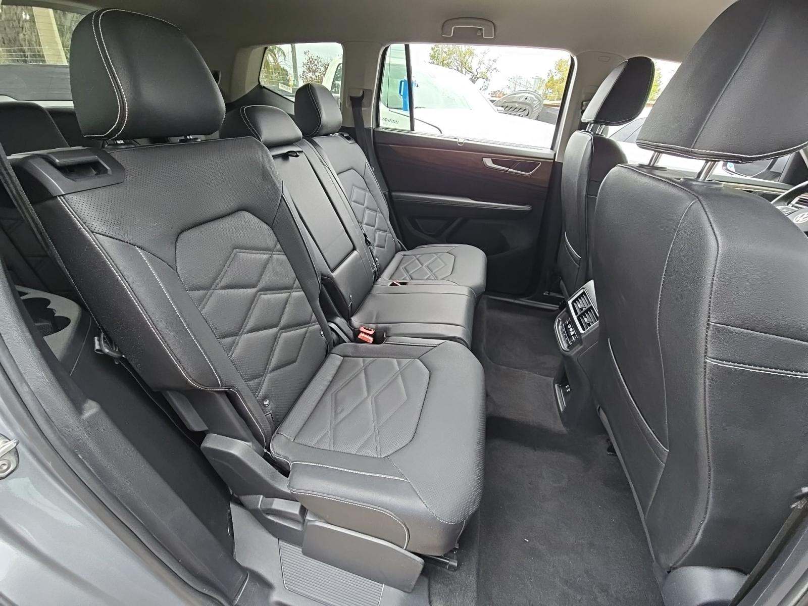 2025 Volkswagen Atlas 2.0T SE AWD