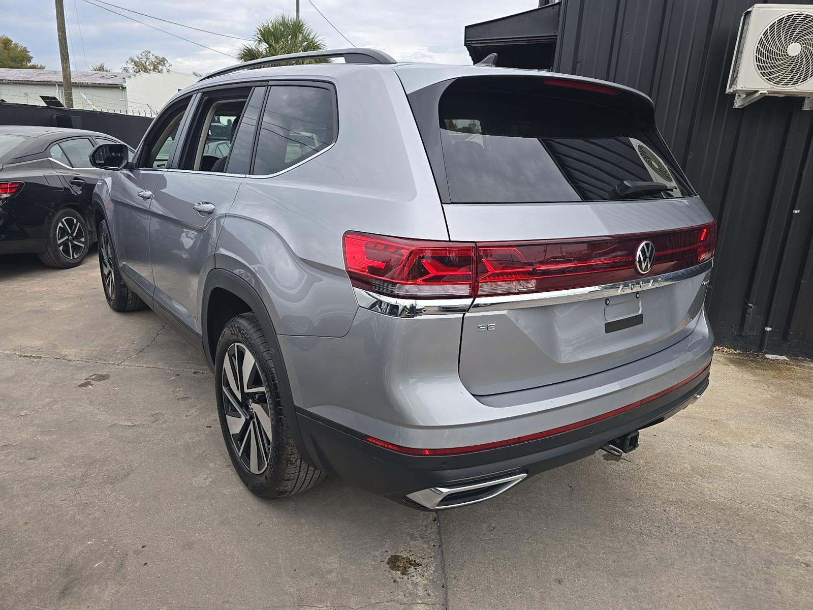 2025 Volkswagen Atlas 2.0T SE AWD