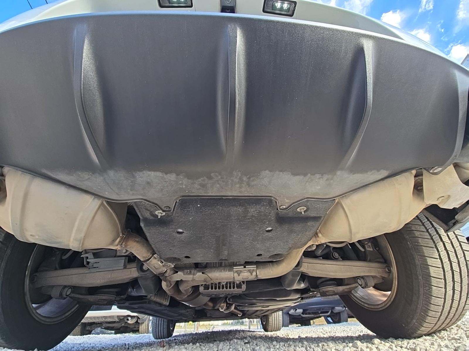 2017 Porsche Macan Base AWD