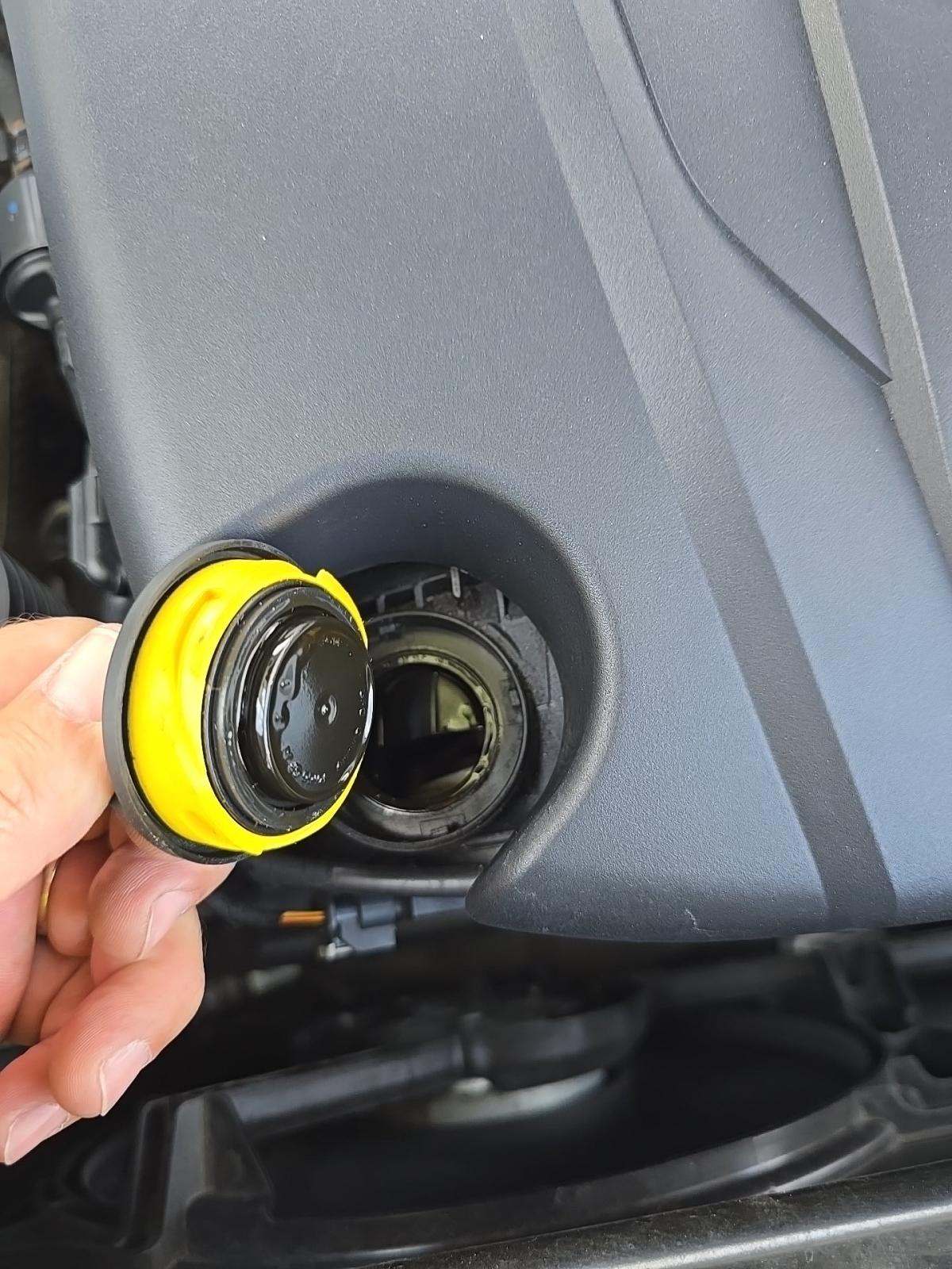 2017 Porsche Macan Base AWD