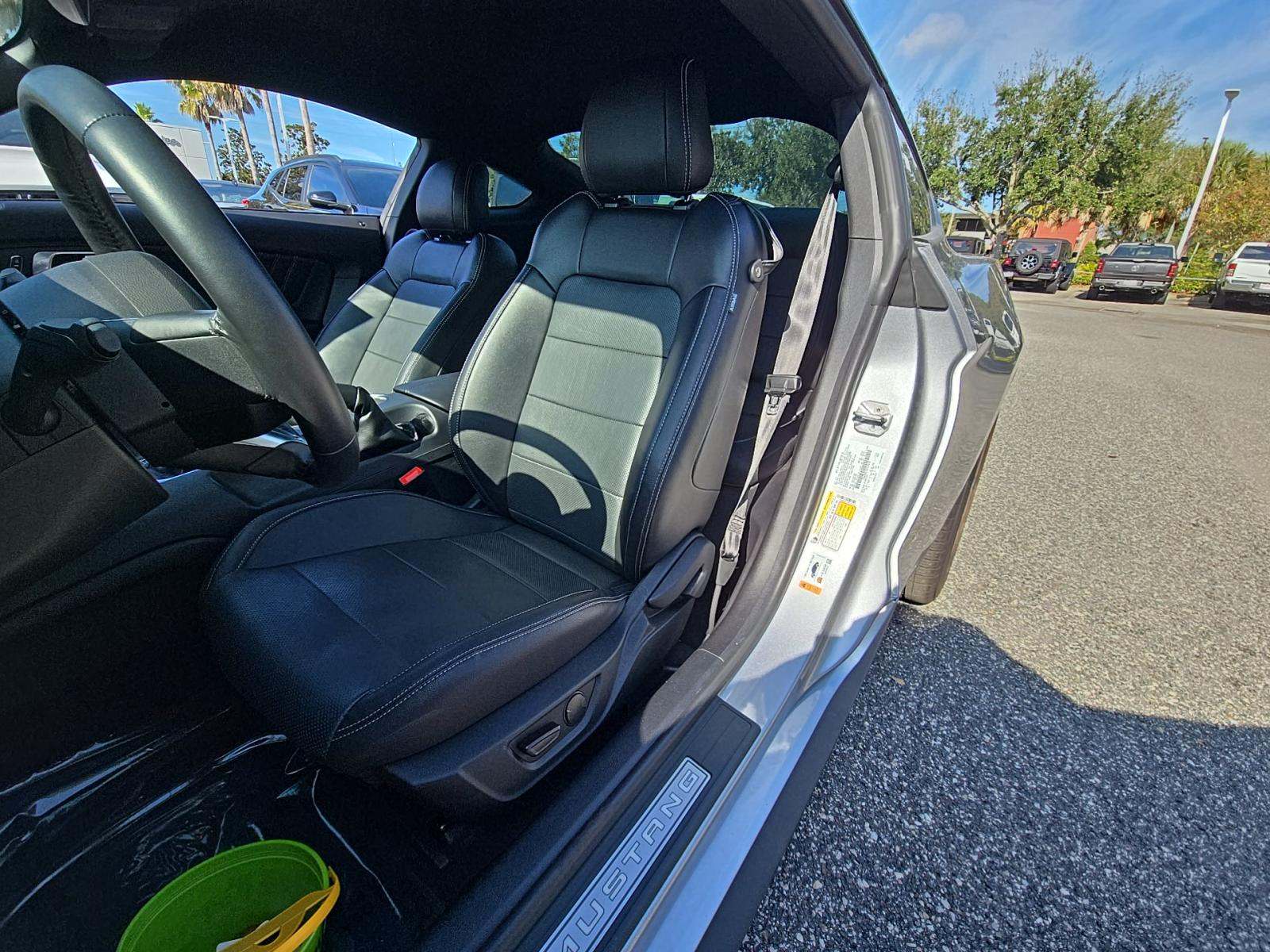 2022 Ford Mustang GT Premium RWD