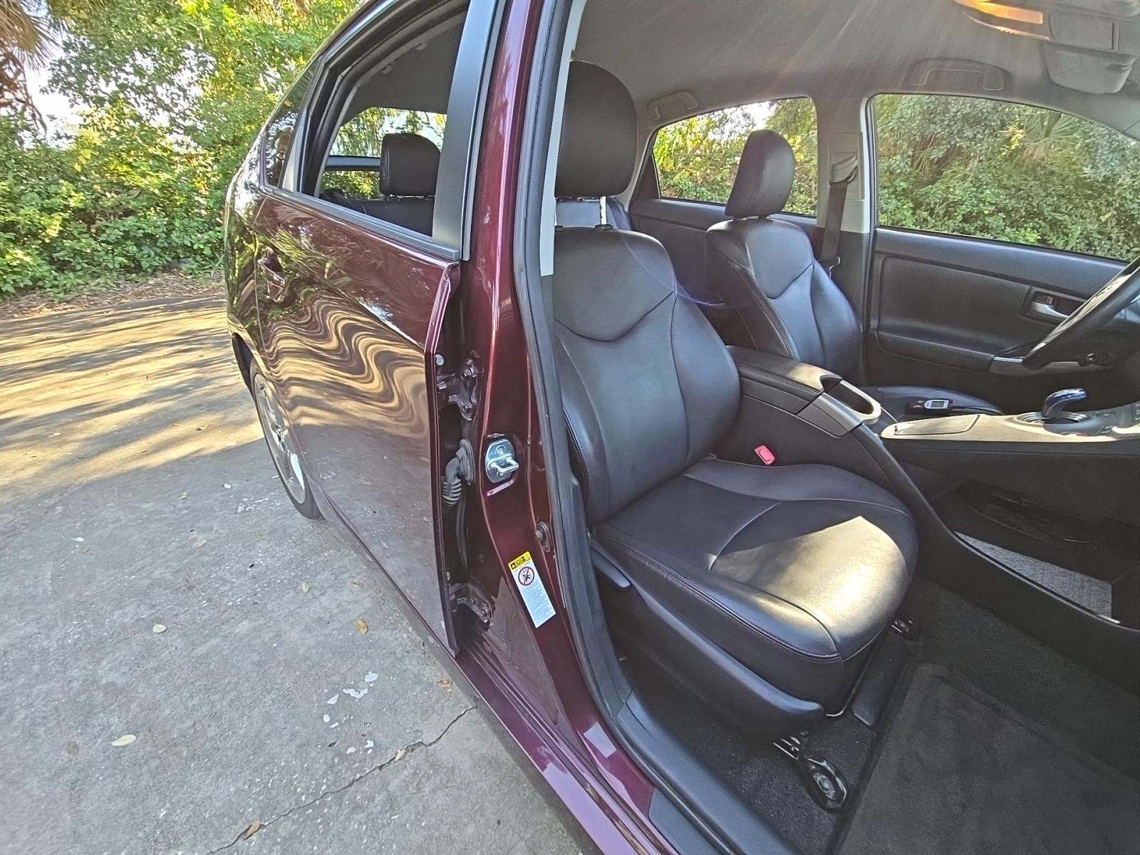 2013 Toyota Prius Persona Series FWD