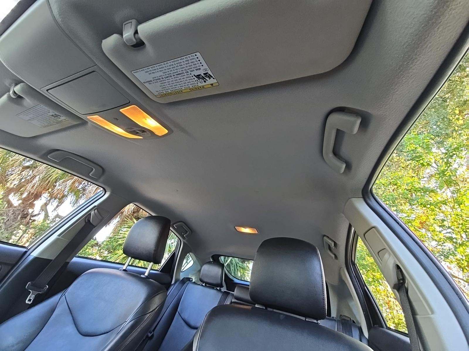 2013 Toyota Prius Persona Series FWD