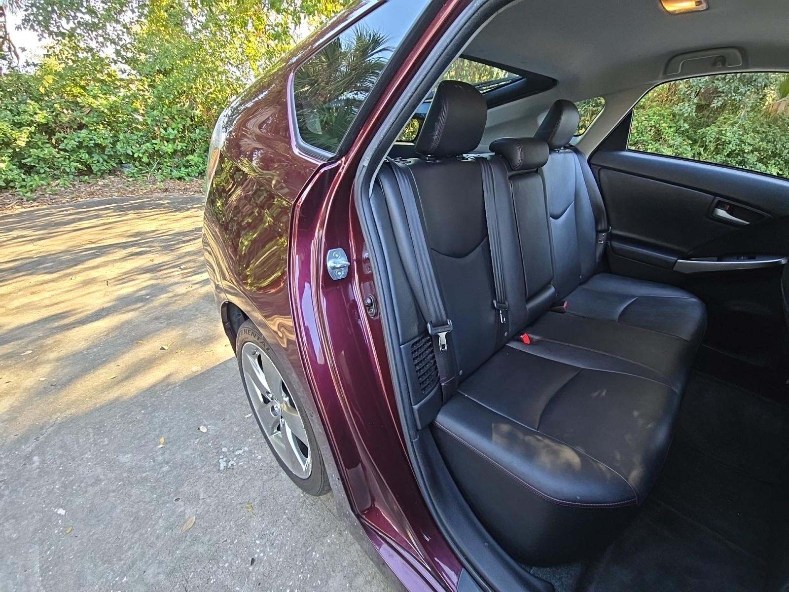 2013 Toyota Prius Persona Series FWD