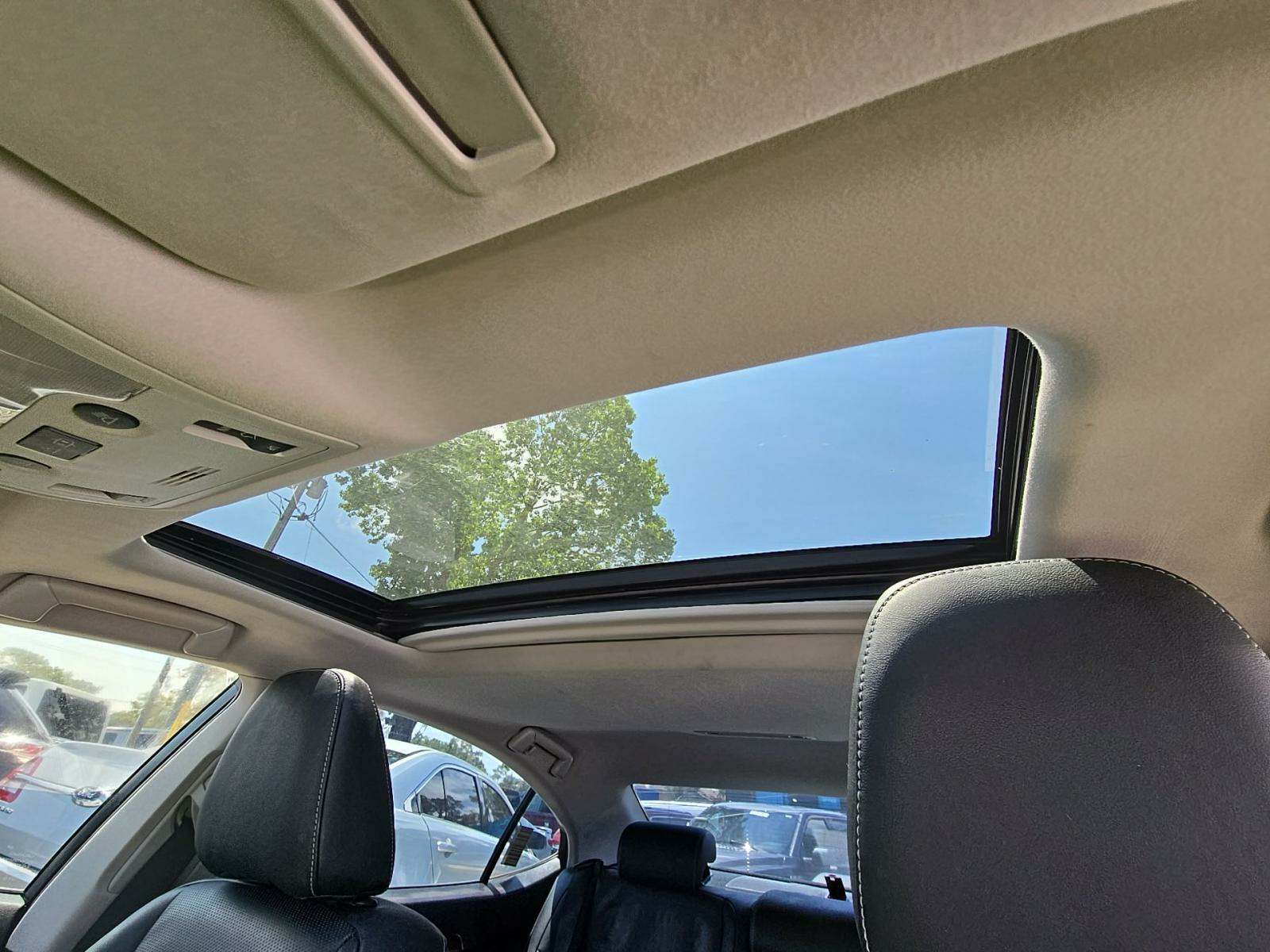 2014 Lexus ES ES 300h FWD