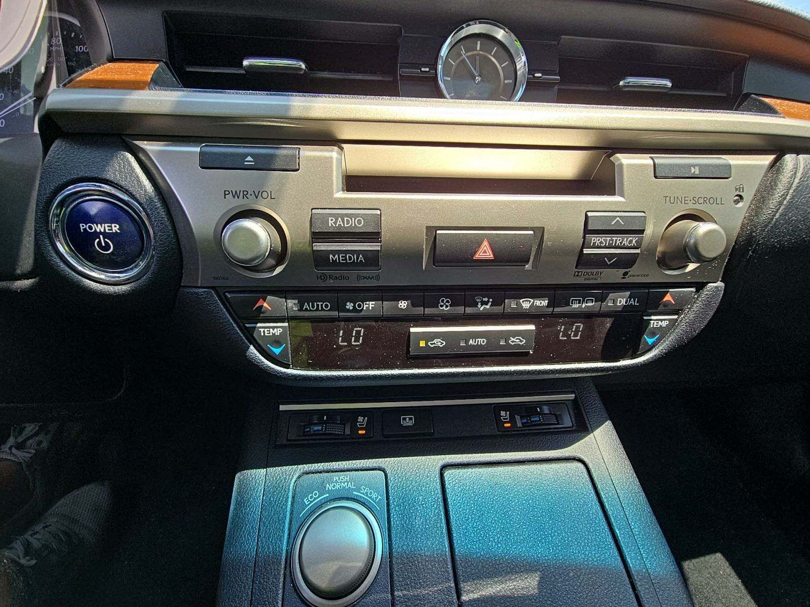 2014 Lexus ES ES 300h FWD