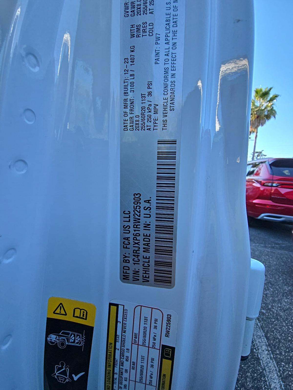 2024 Jeep Wrangler 4xe Sahara AWD