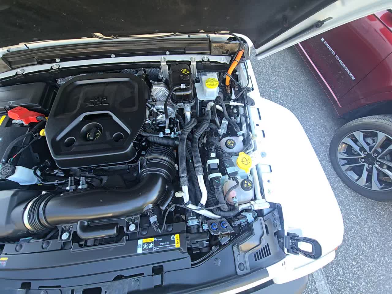 2024 Jeep Wrangler 4xe Sahara AWD