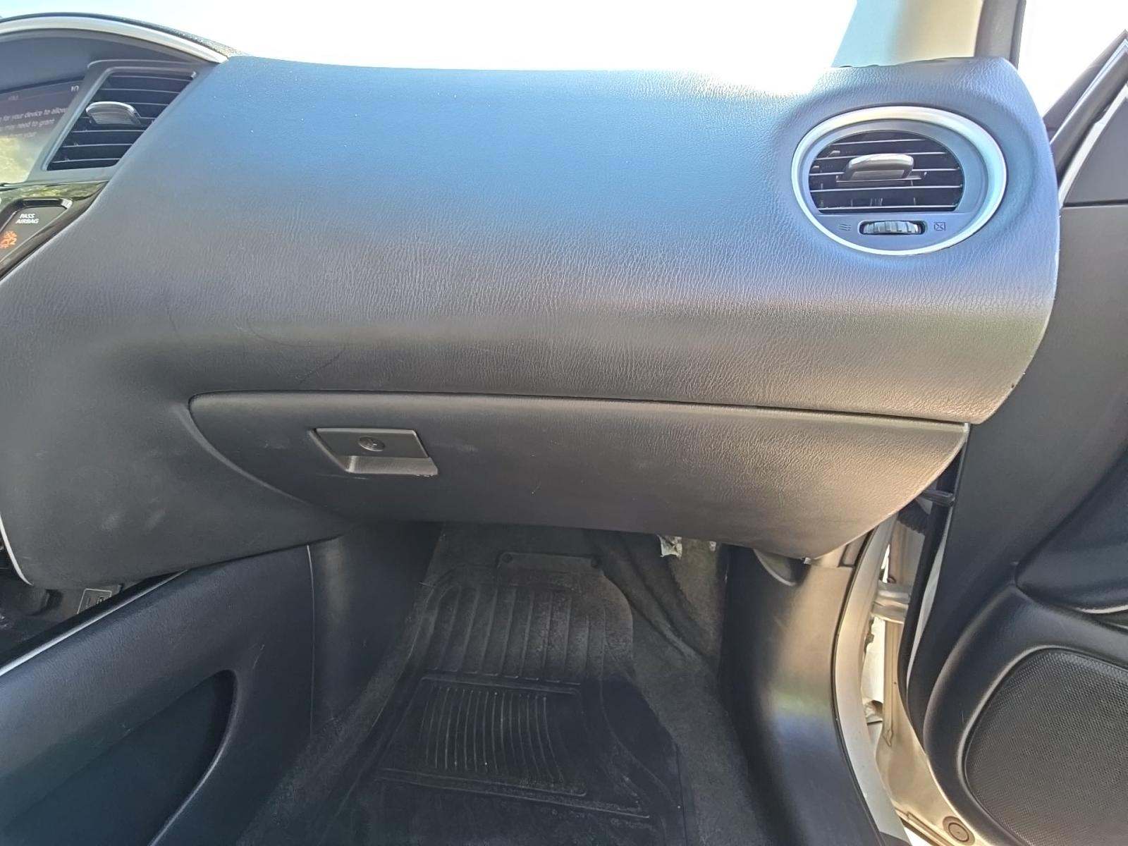 2020 Nissan Pathfinder SV FWD