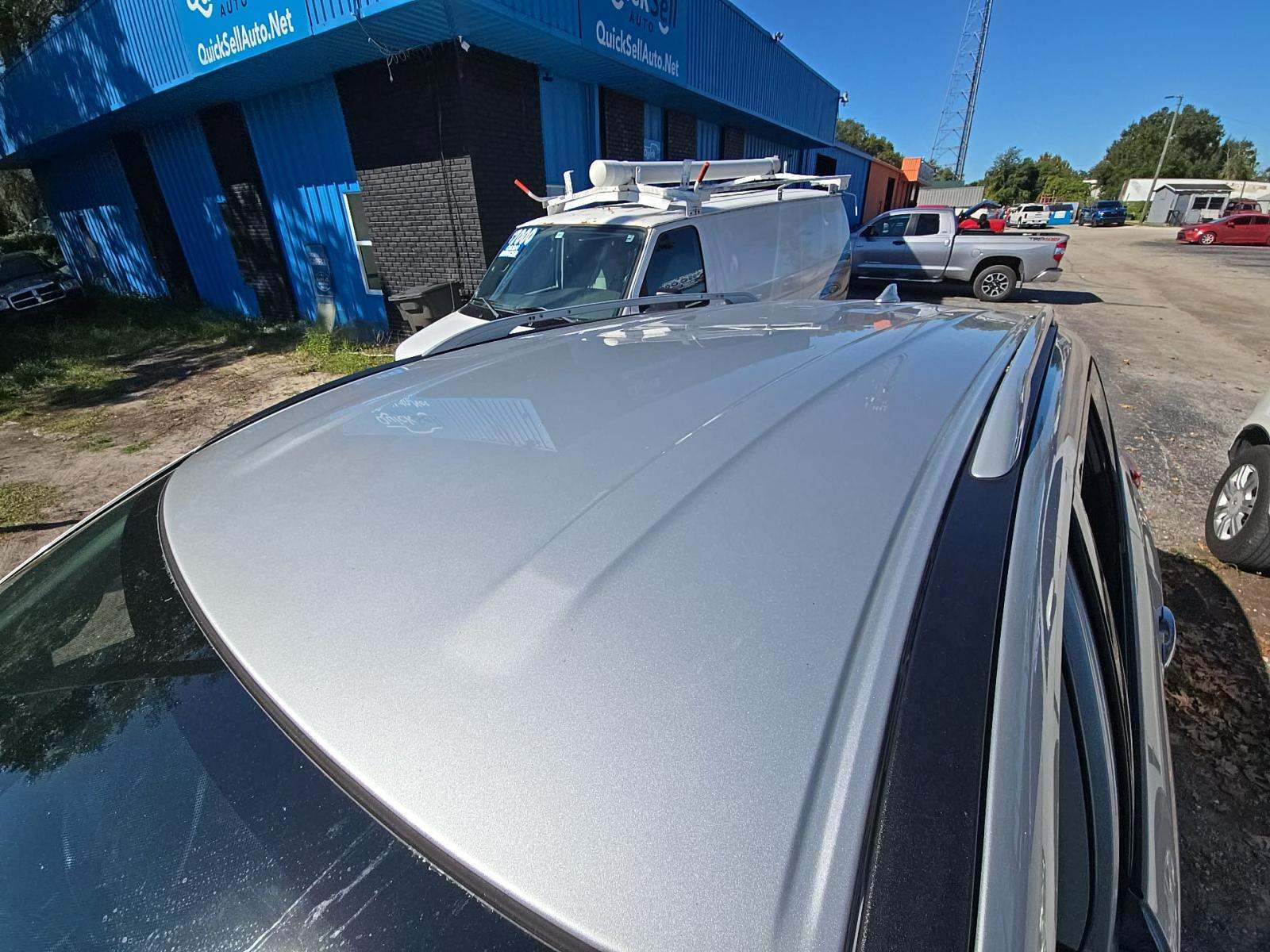 2020 Nissan Pathfinder SV FWD