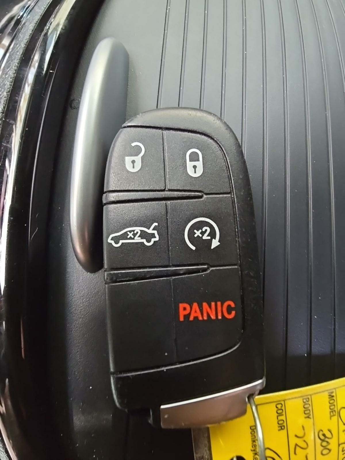 2017 Chrysler 300 S RWD