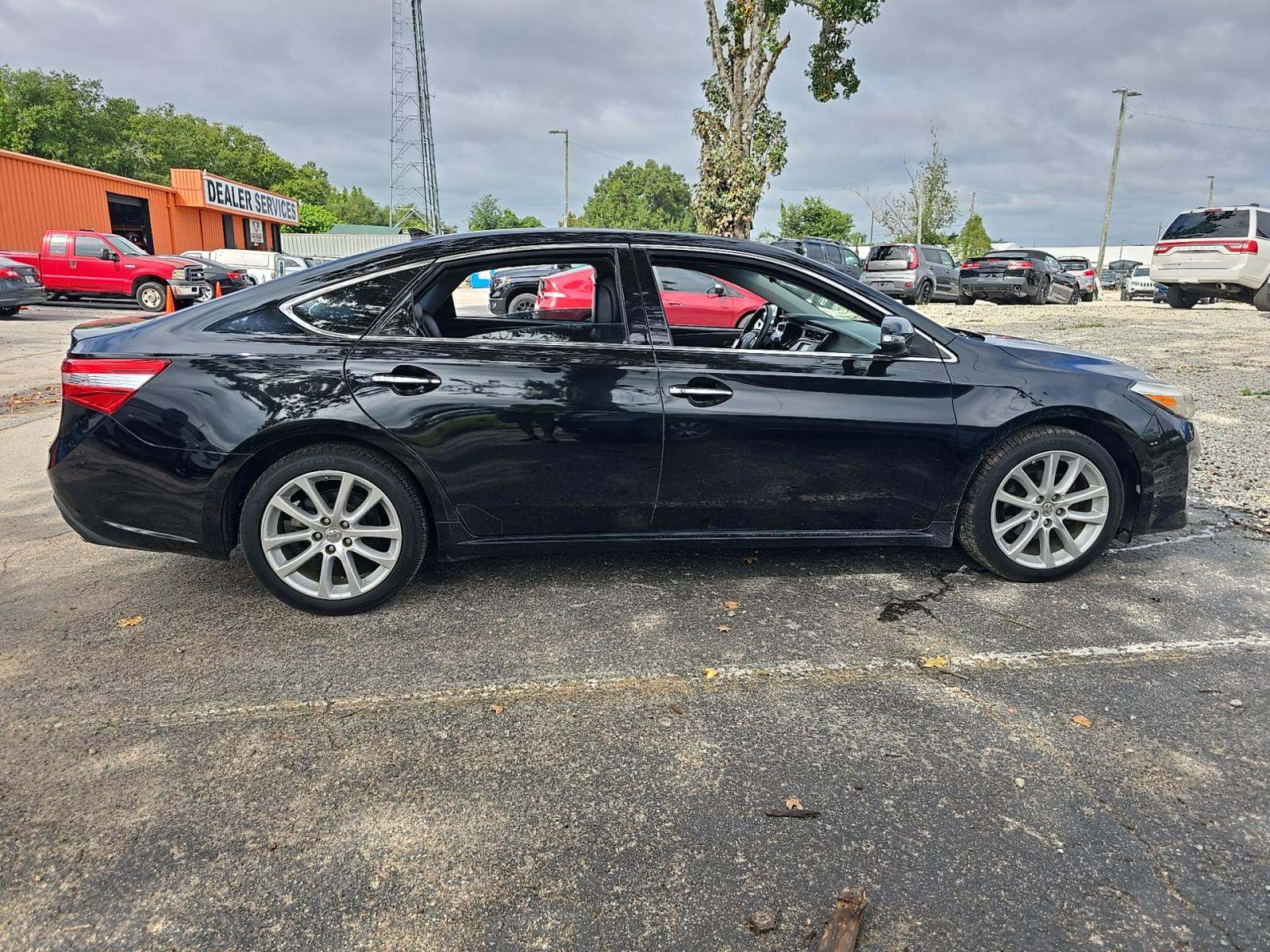 2014 Toyota Avalon Limited FWD