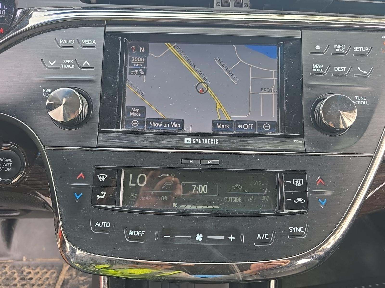 2014 Toyota Avalon Limited FWD