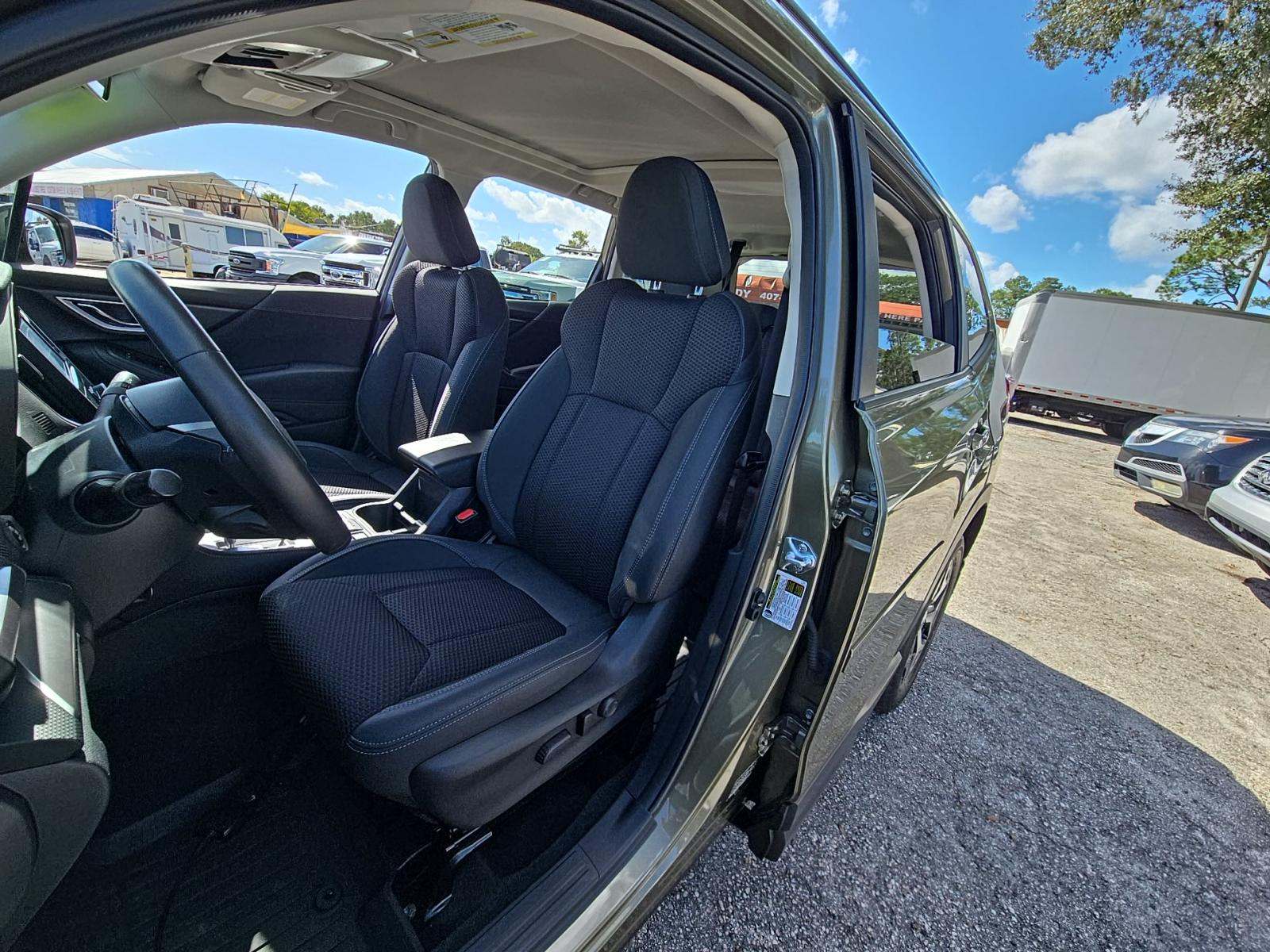 2024 Subaru Forester Premium AWD