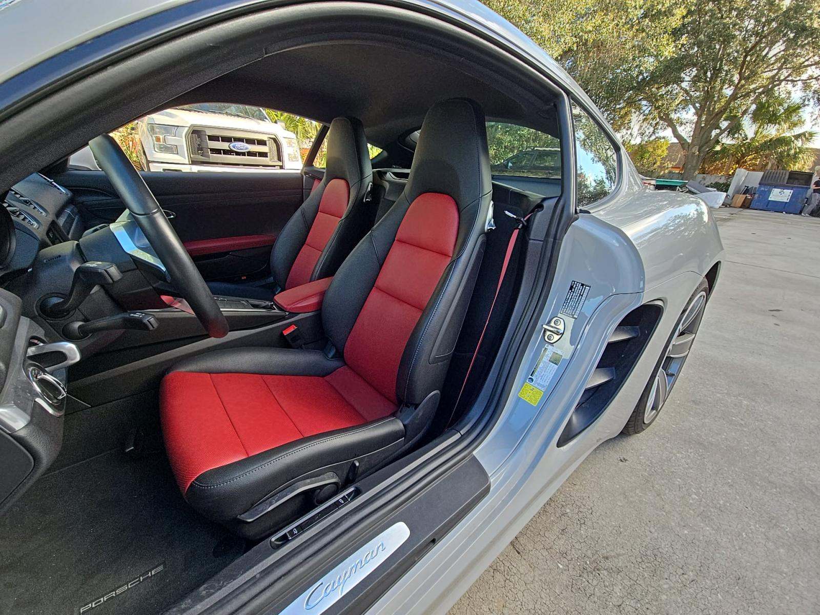 2023 Porsche 718 Cayman Base RWD