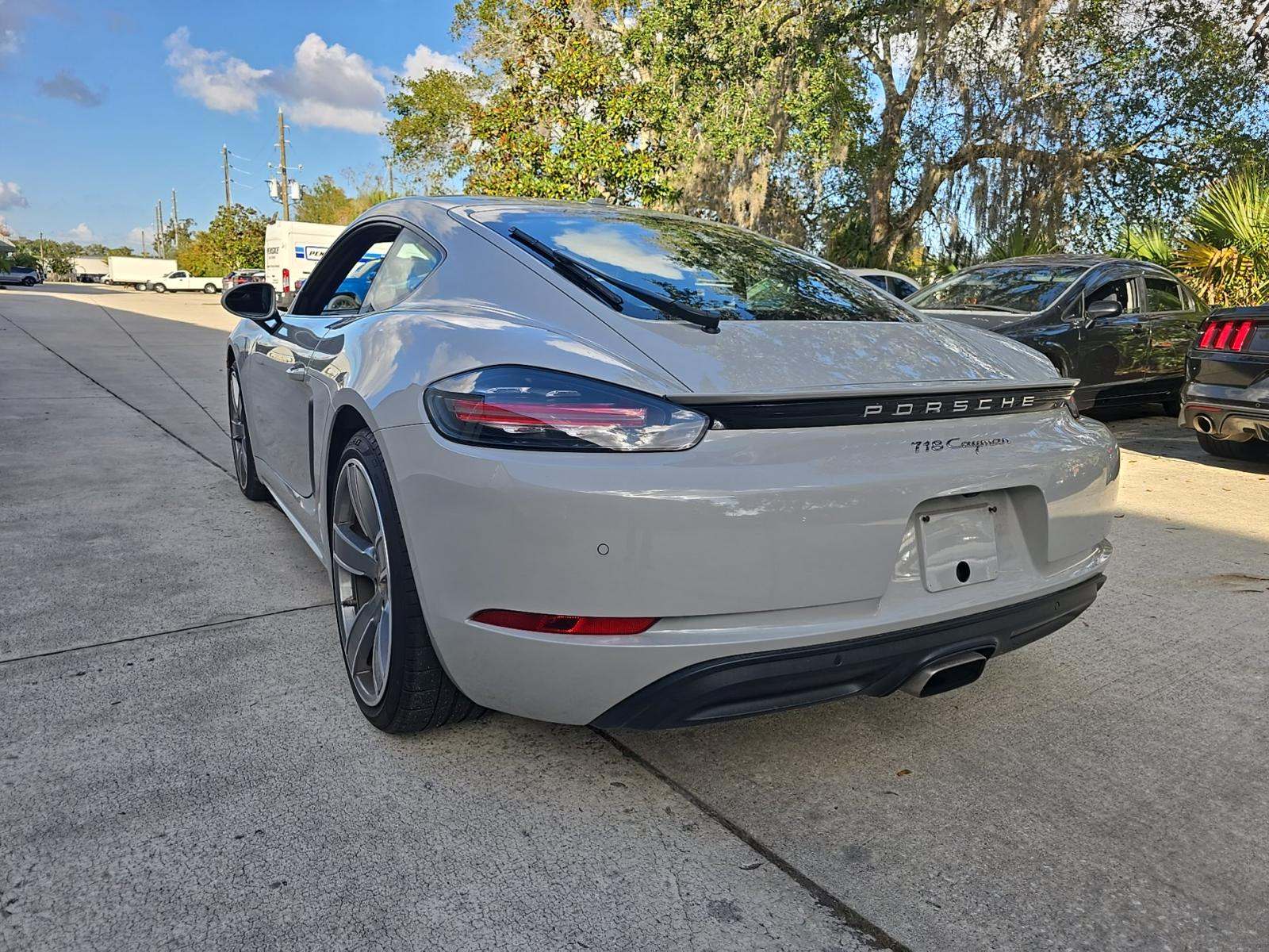 2023 Porsche 718 Cayman Base RWD