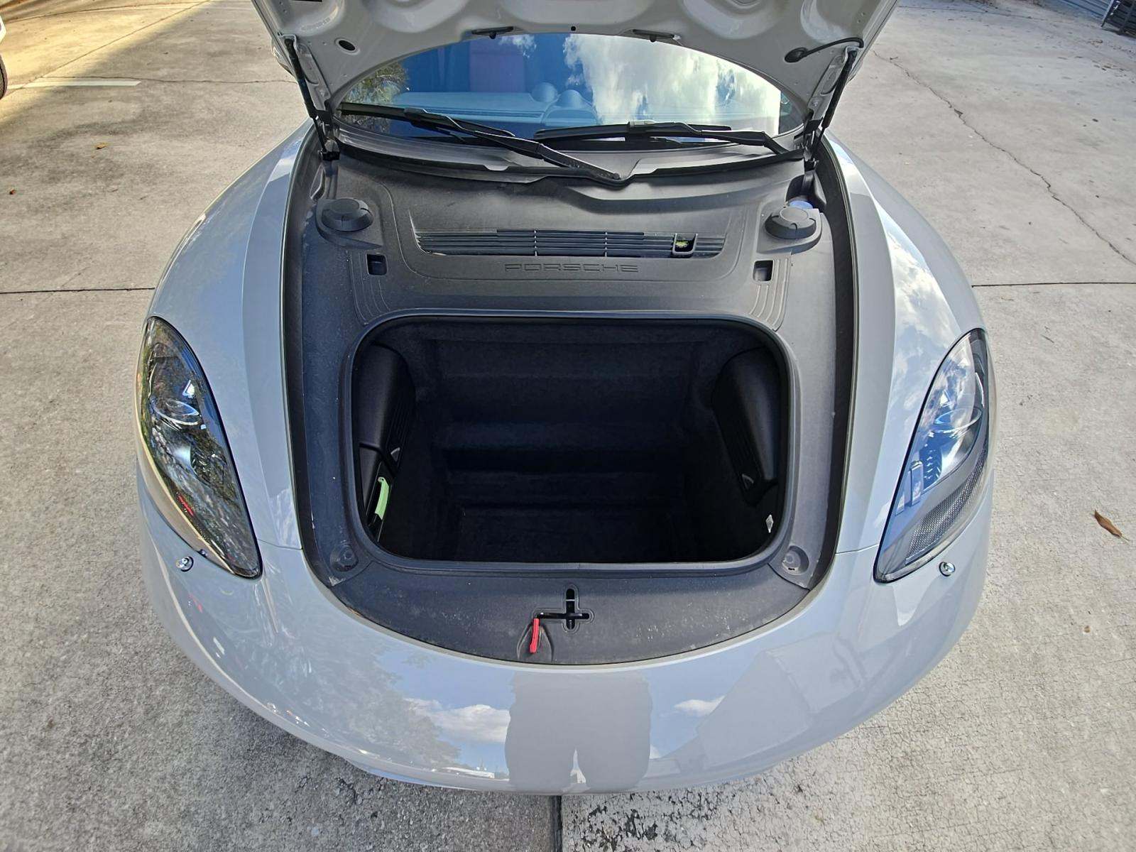 2023 Porsche 718 Cayman Base RWD