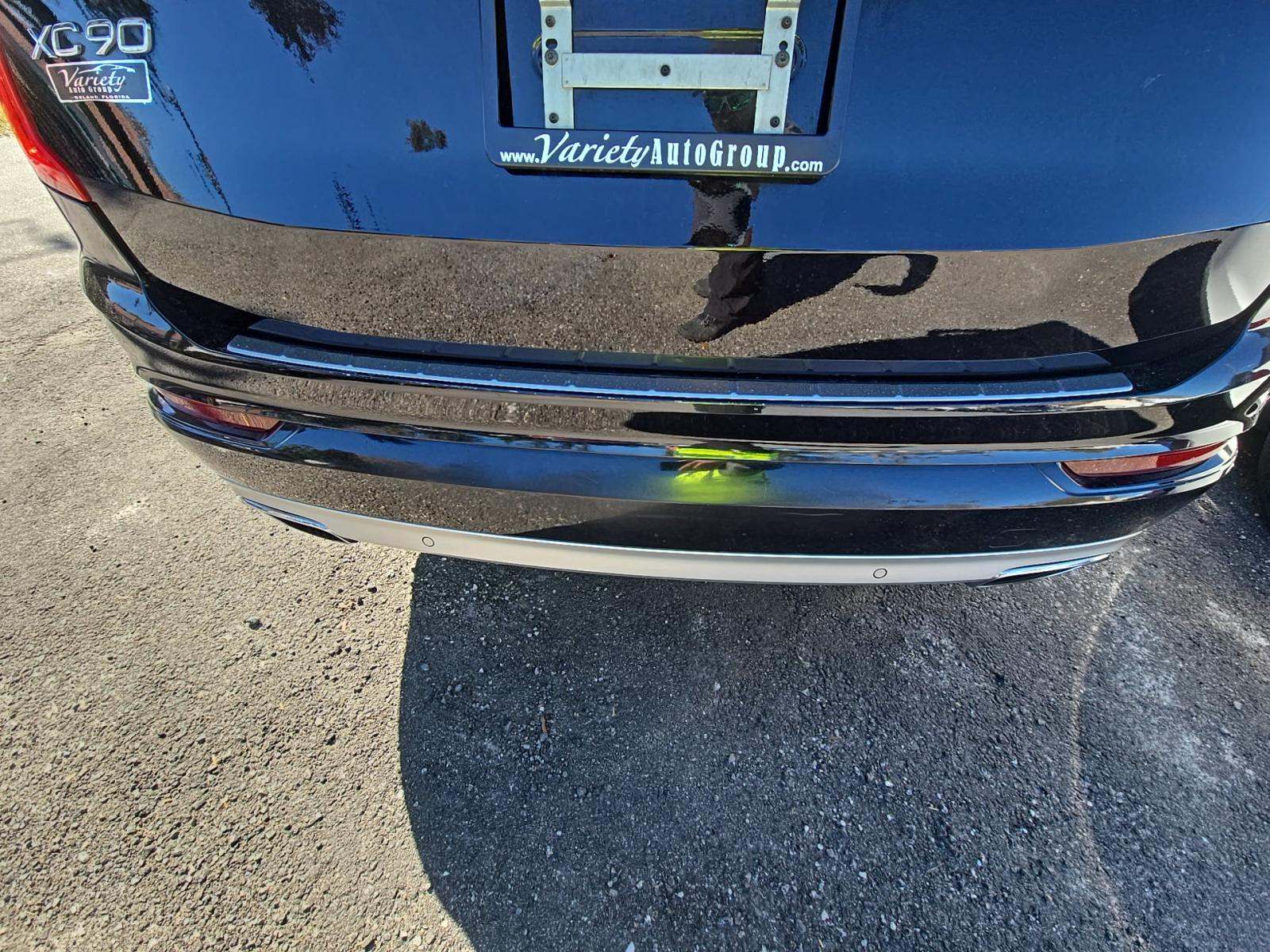 2020 Volvo XC90 T5 Momentum FWD