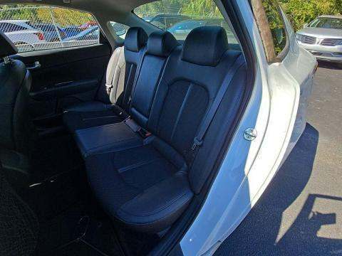 2019 Kia Optima S FWD