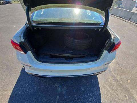 2019 Kia Optima S FWD