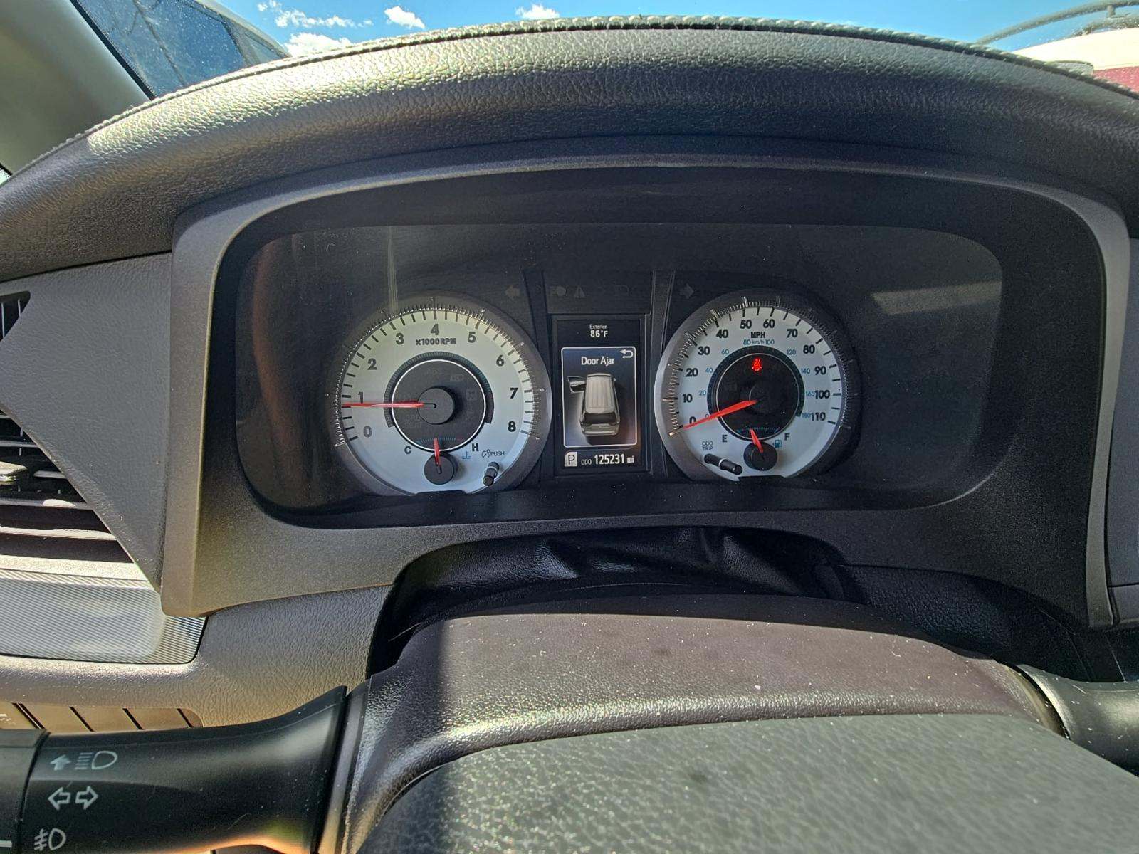 2019 Toyota Sienna SE FWD